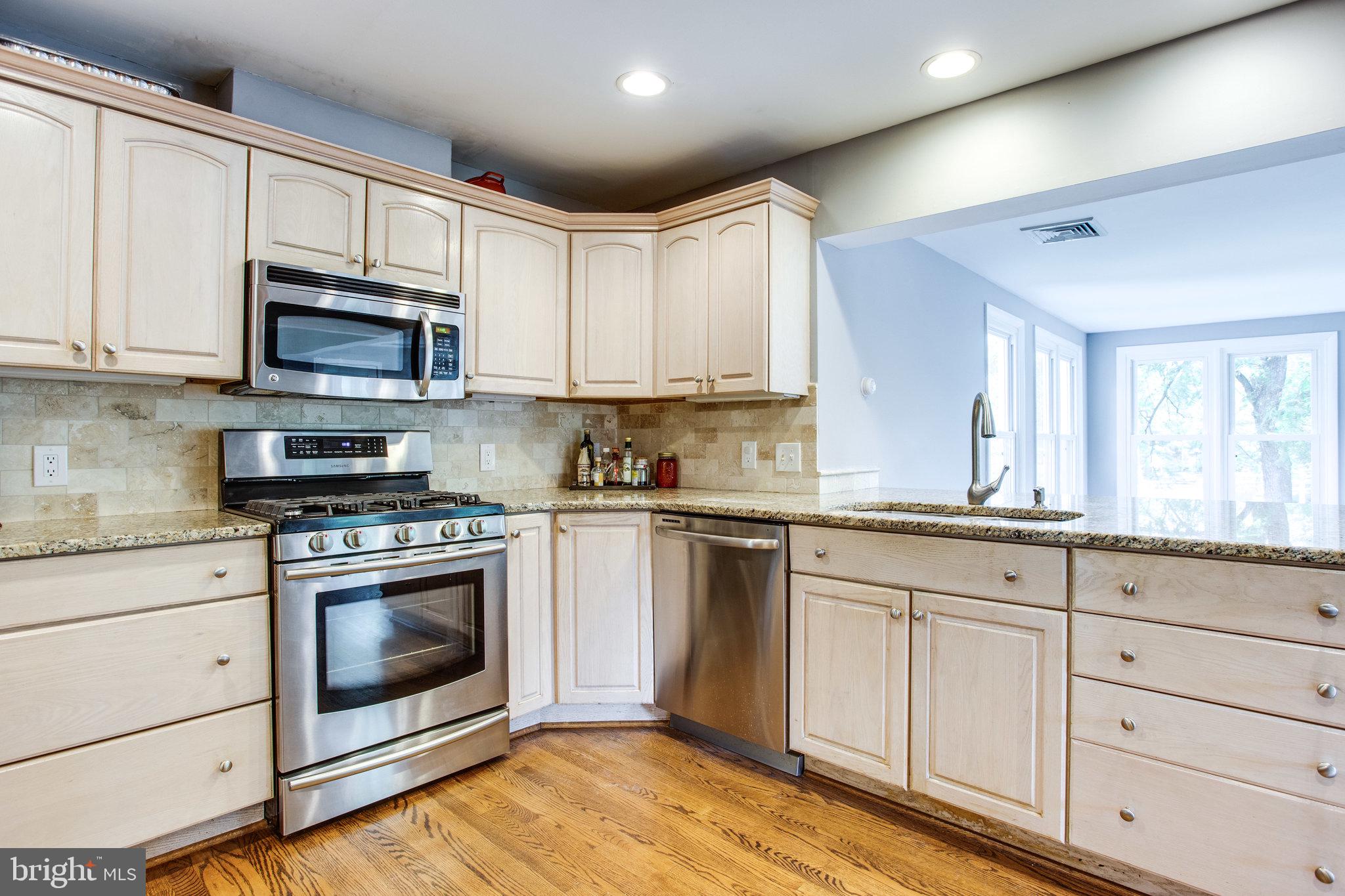 SUNNY SIDE - Residential