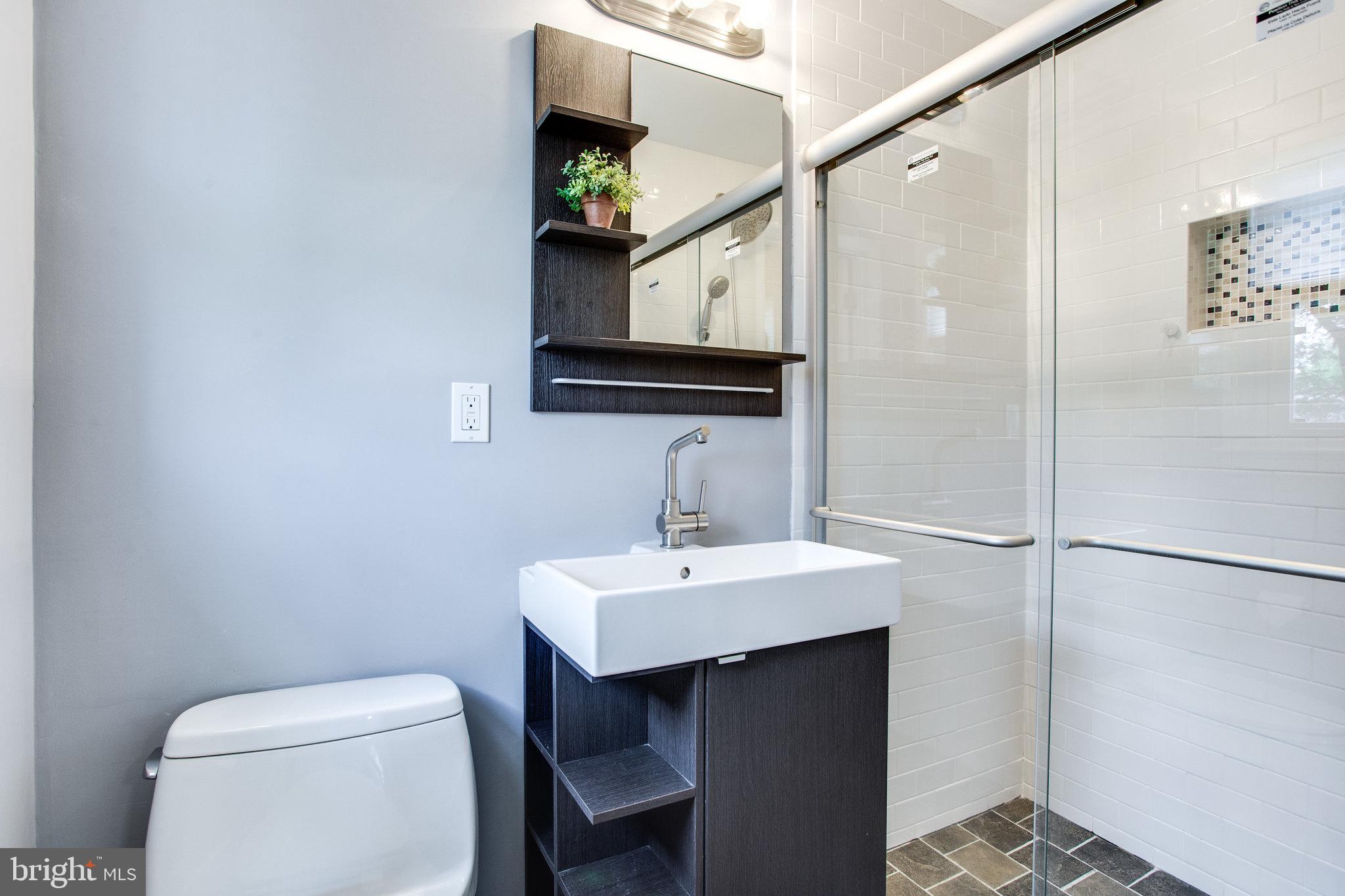 SUNNY SIDE - Residential