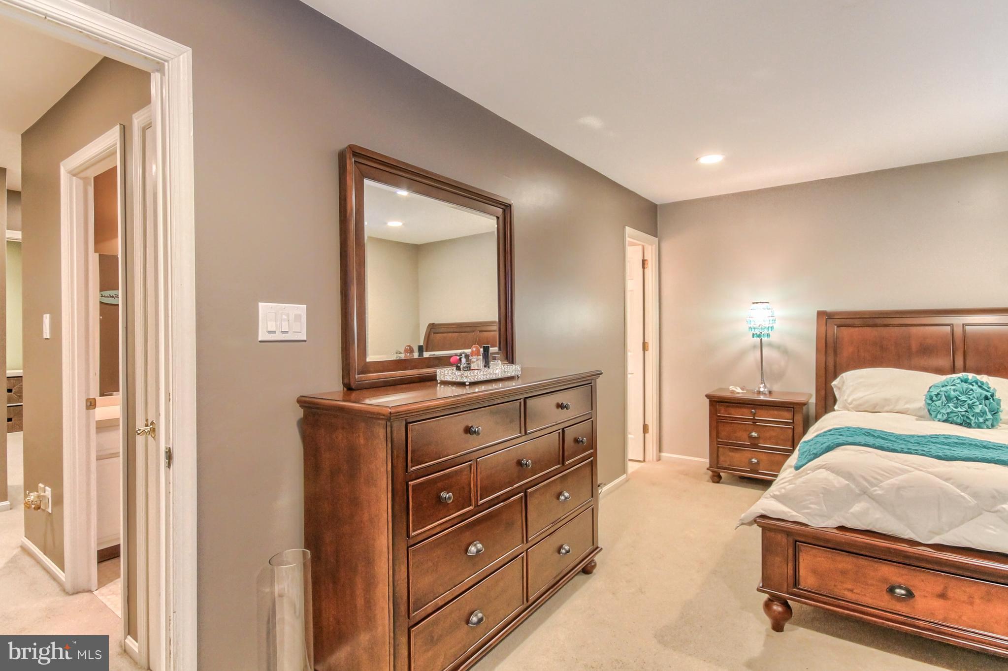 ALLENVIEW - Residential