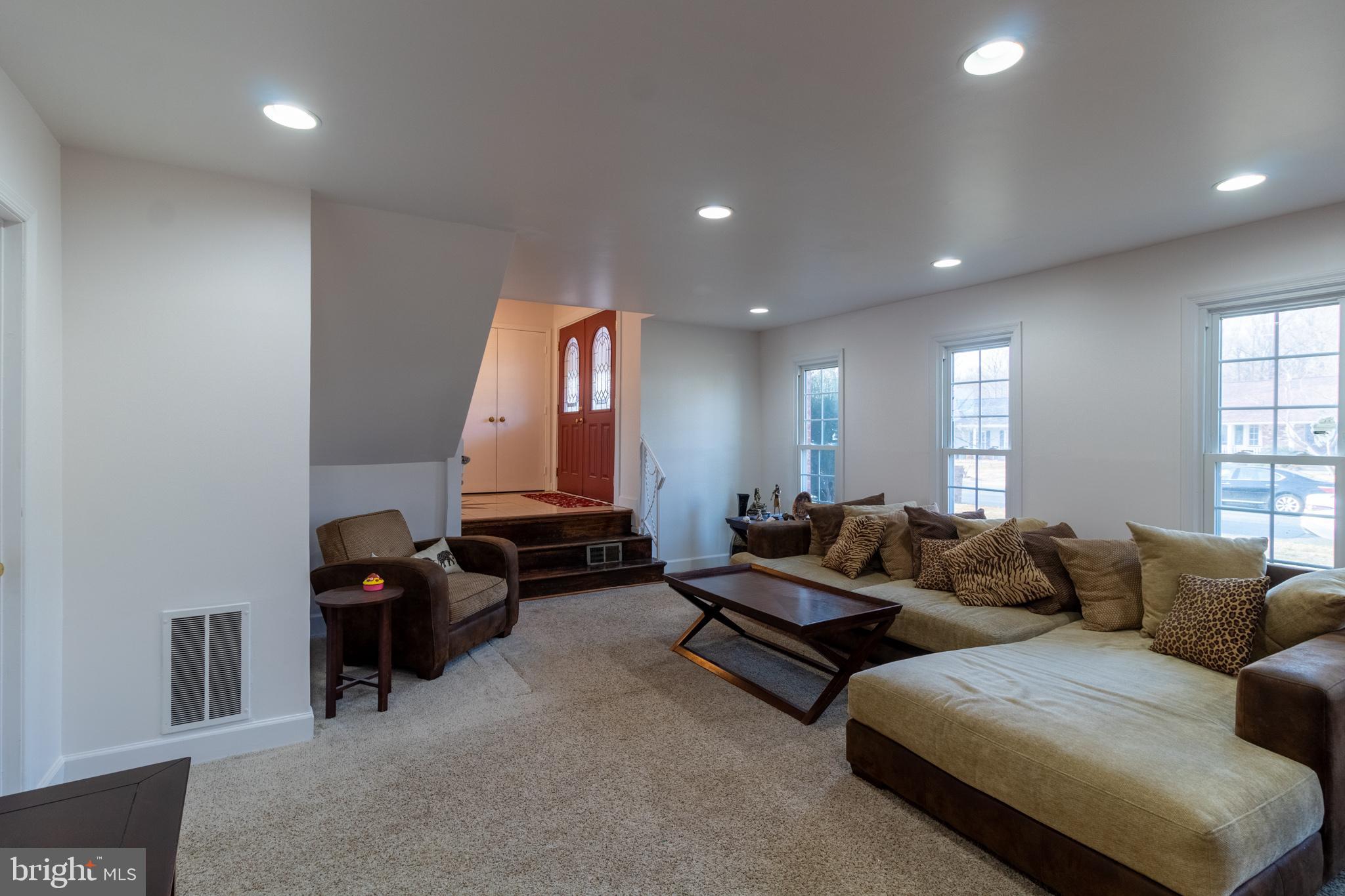 FAIRMONT - Residential