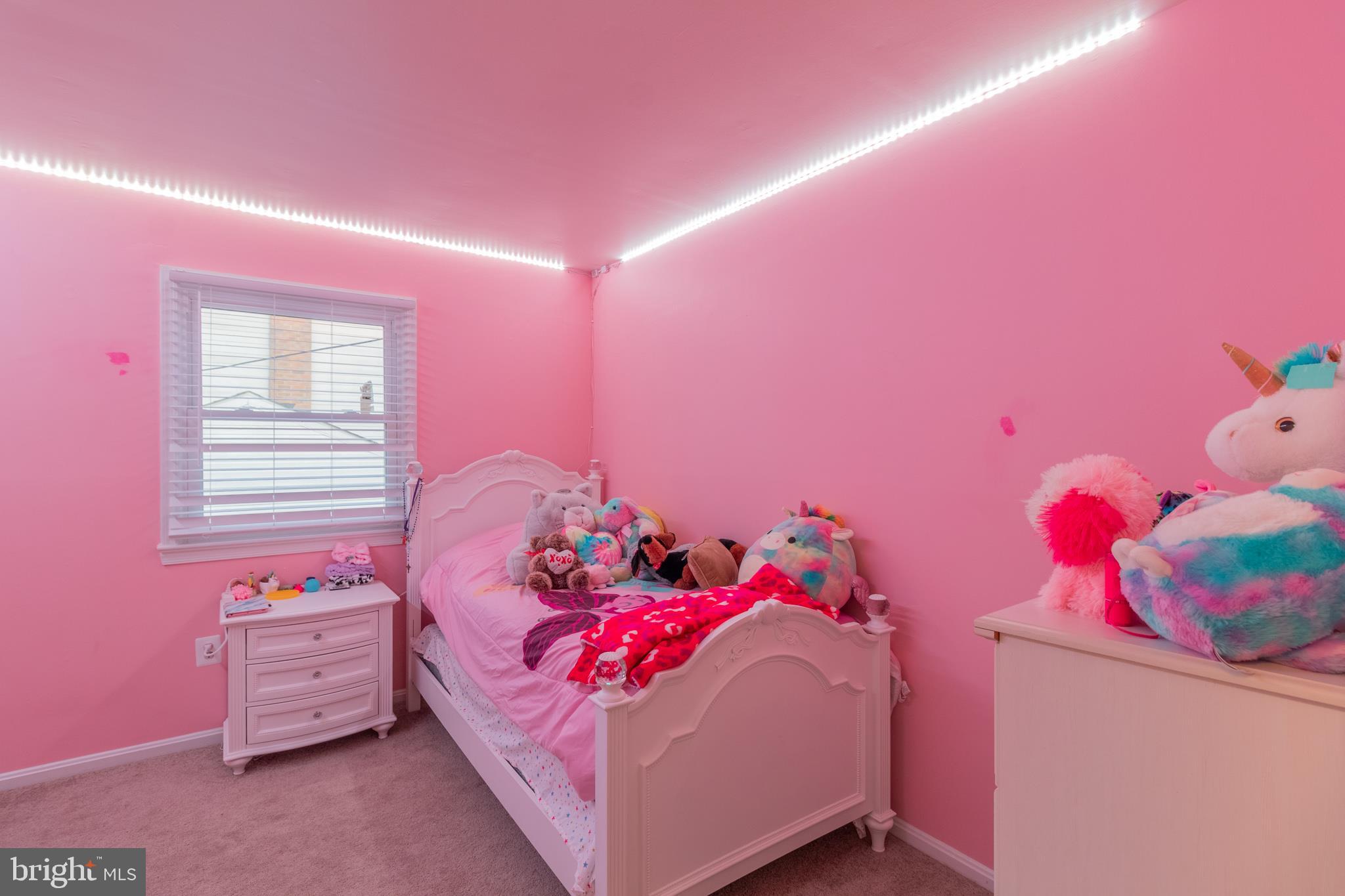 FAIRMONT - Residential