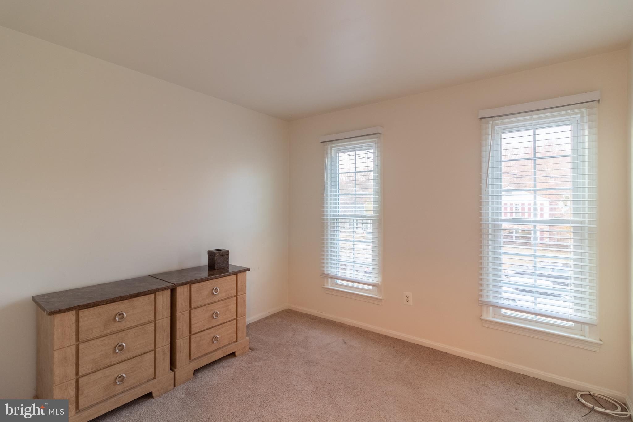 FAIRMONT - Residential