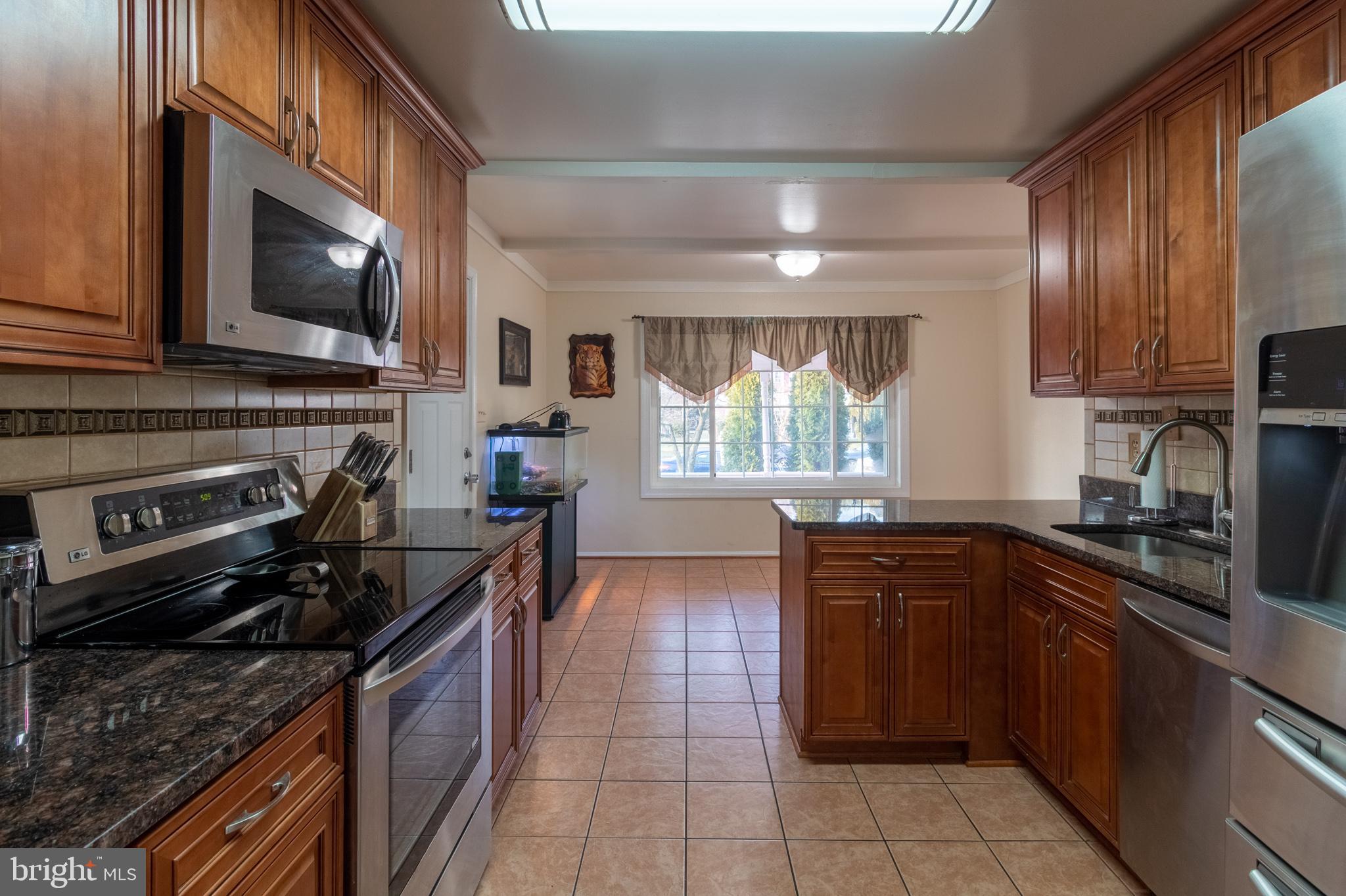 FAIRMONT - Residential