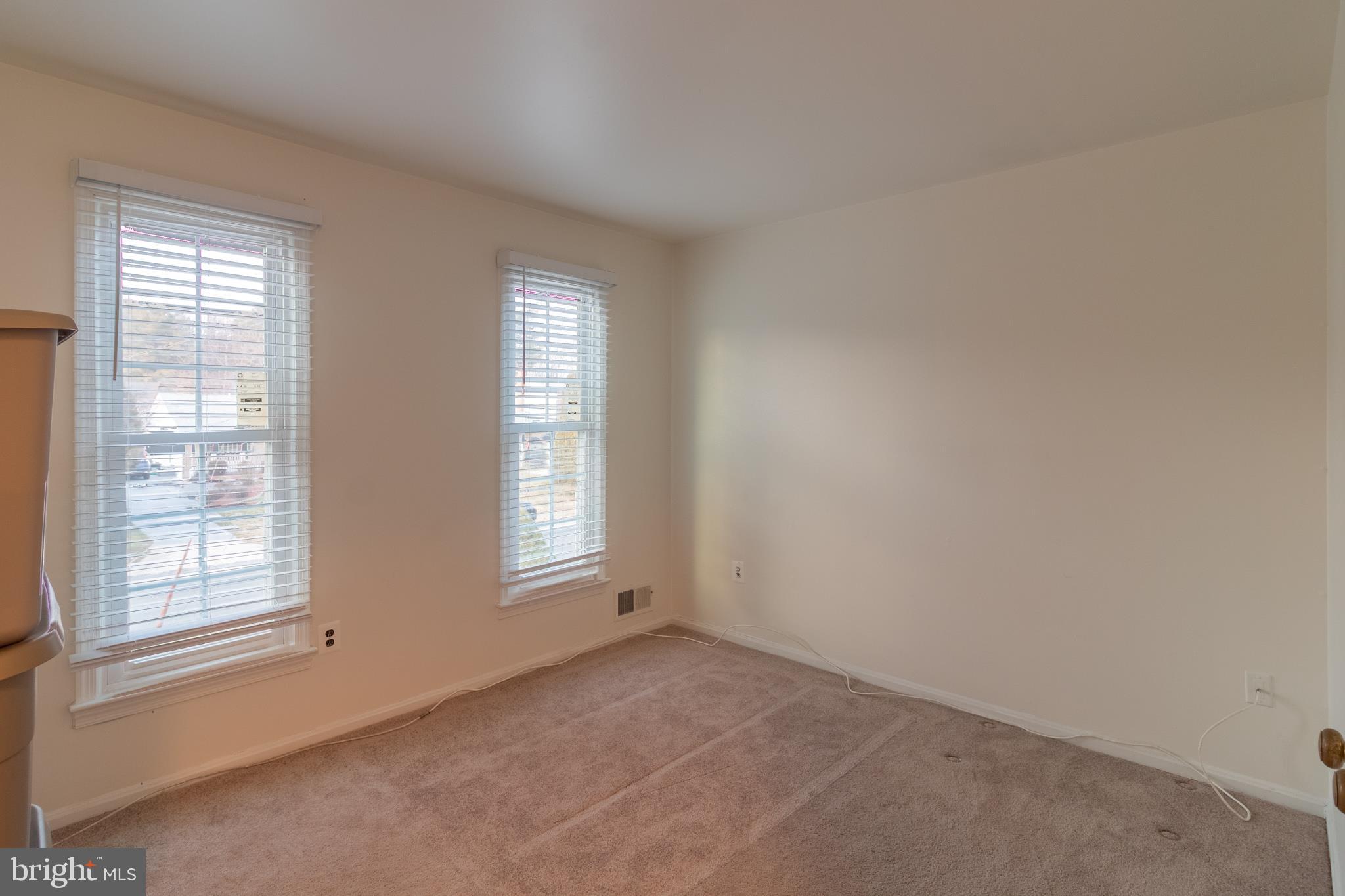 FAIRMONT - Residential