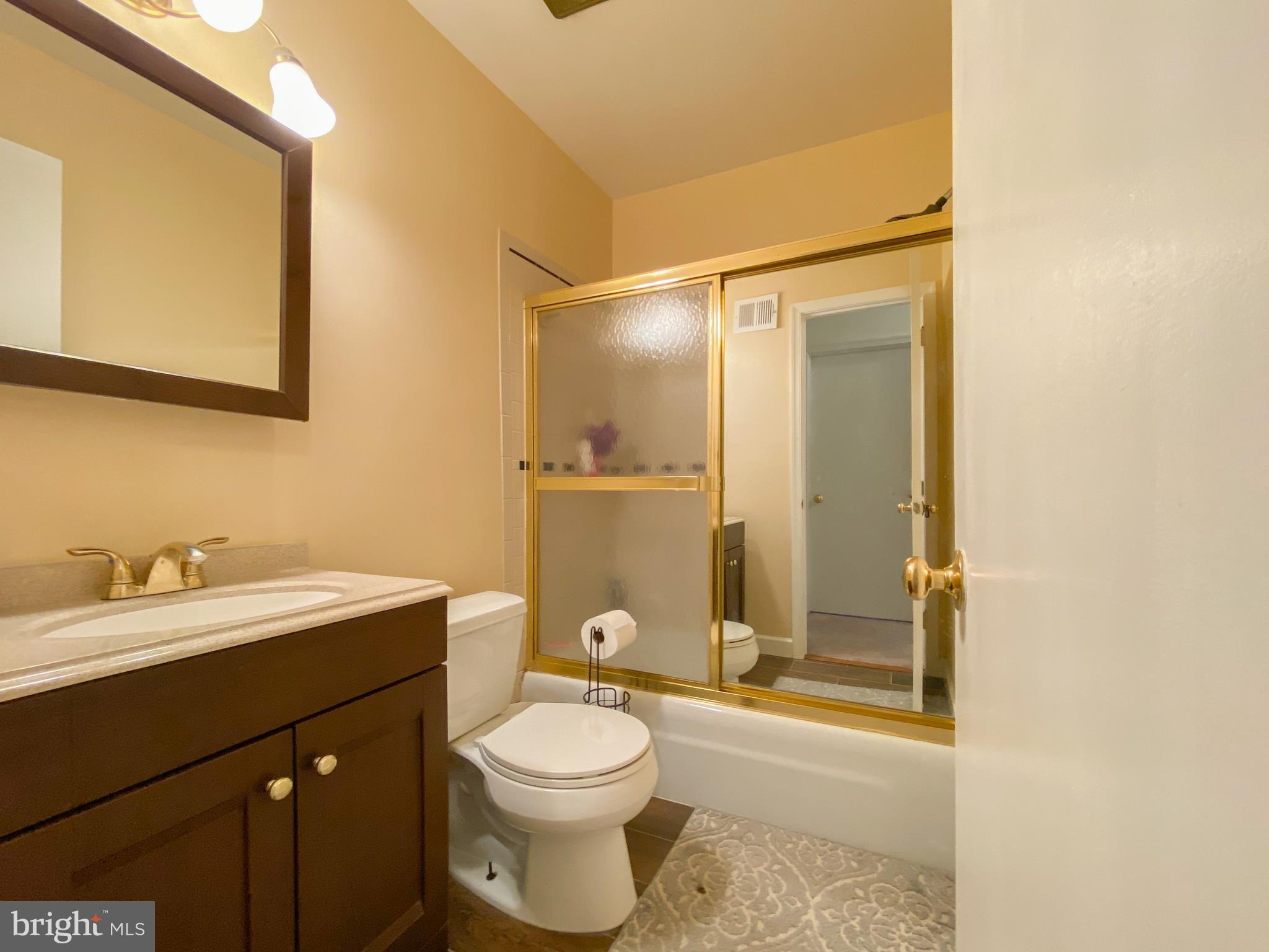 FAIRMONT - Residential