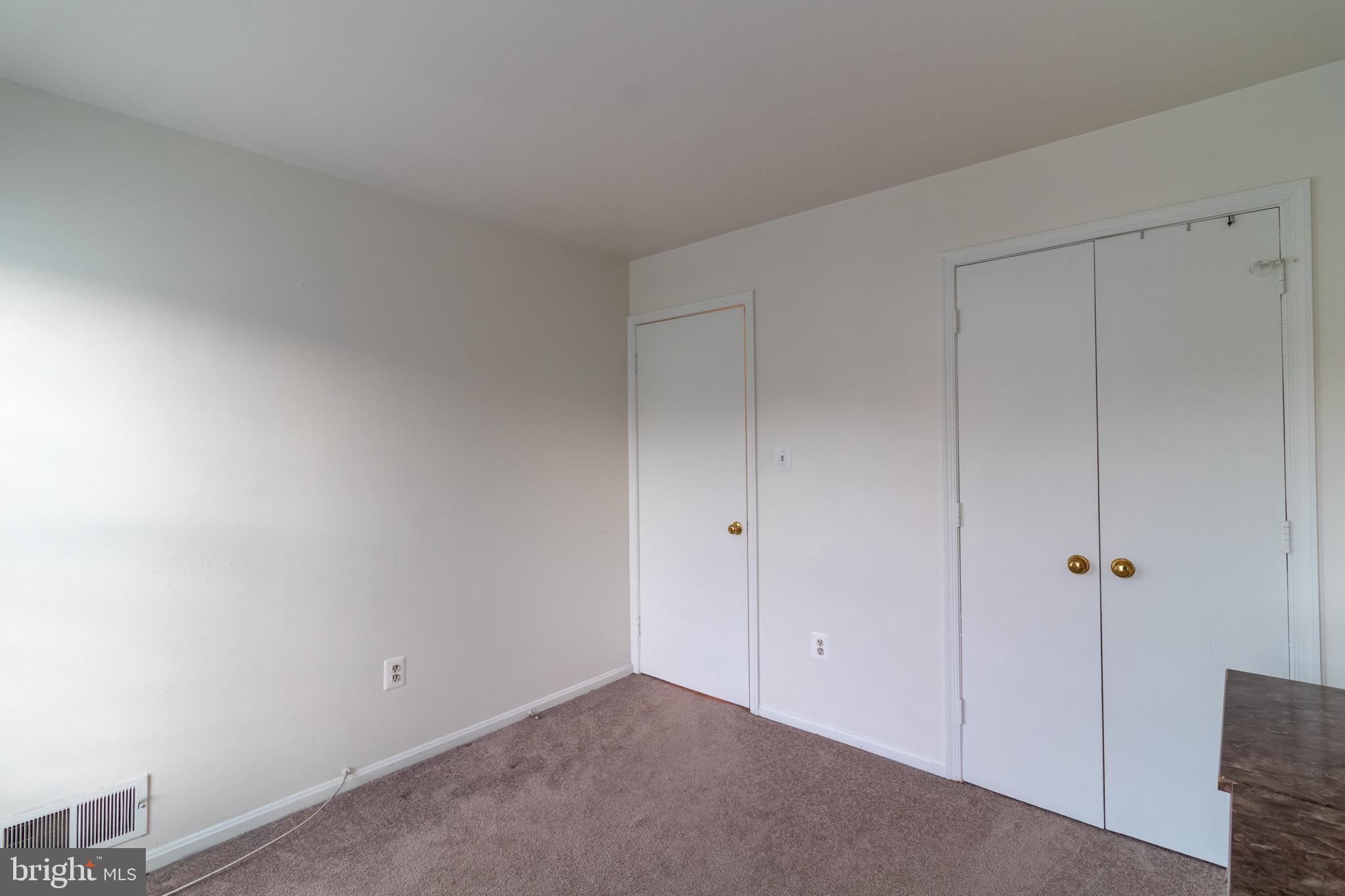 FAIRMONT - Residential