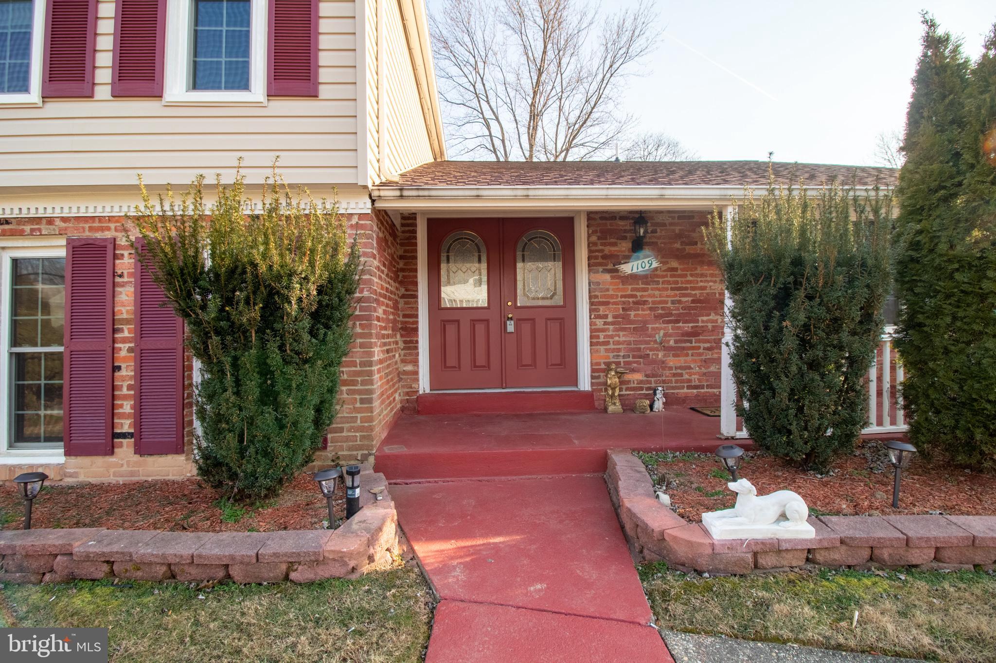 FAIRMONT - Residential