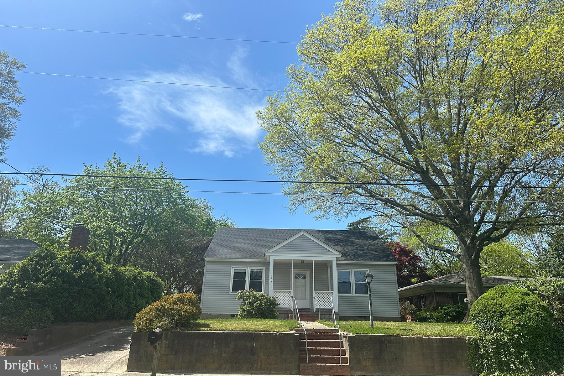 EASTON - Residential Lease