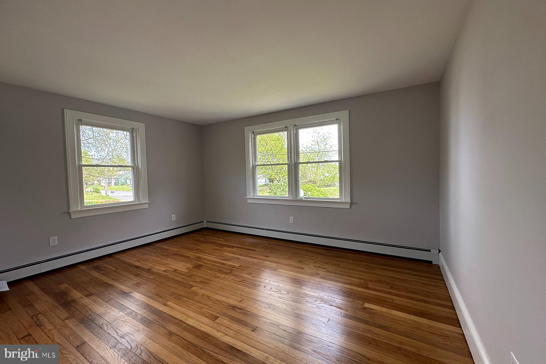 EASTON - Residential Lease