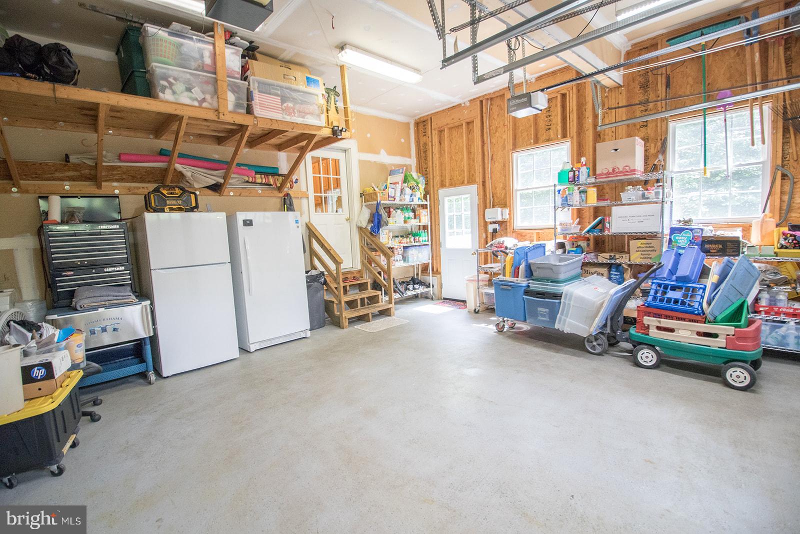 CHESTNUT HILLS - Residential