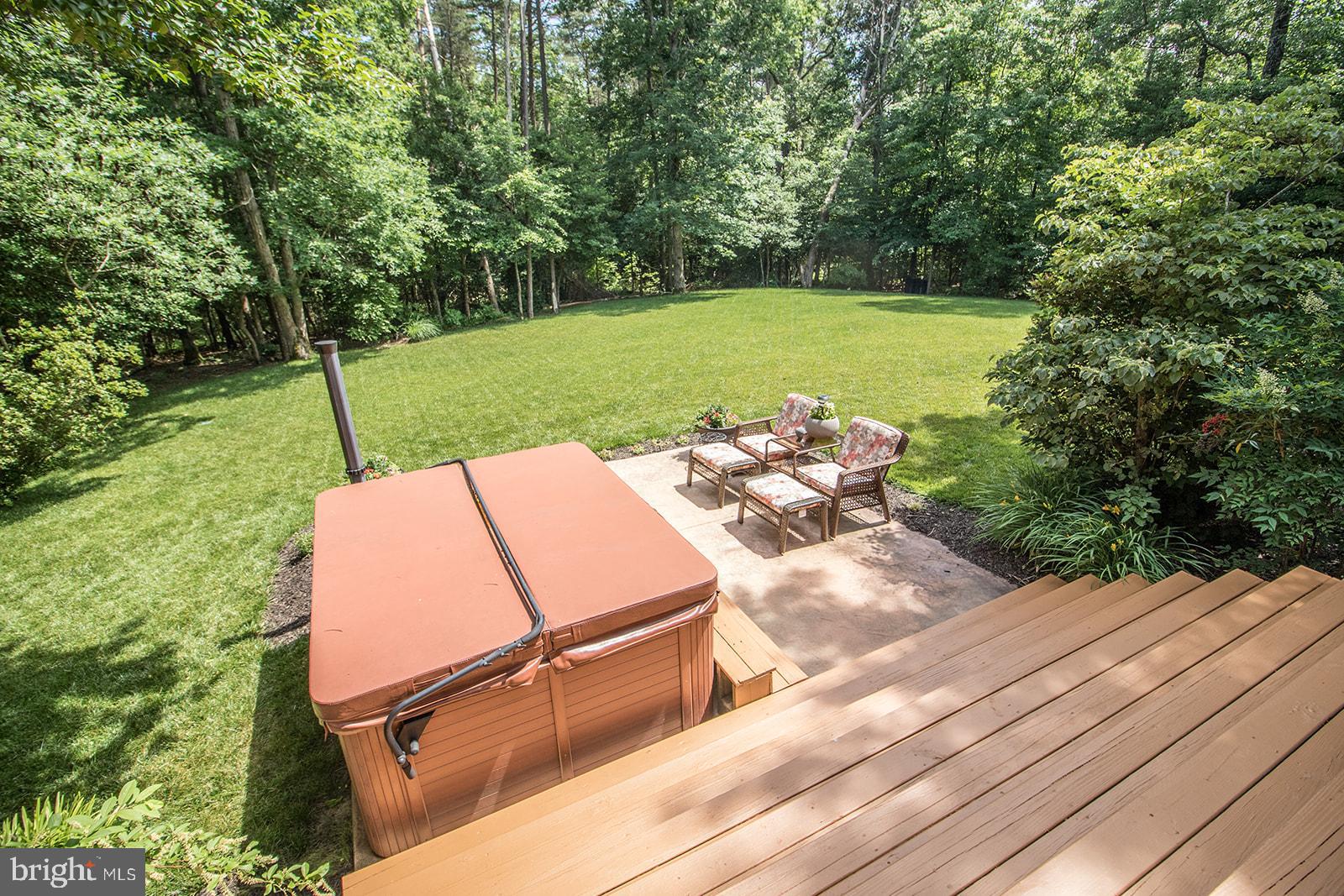 CHESTNUT HILLS - Residential