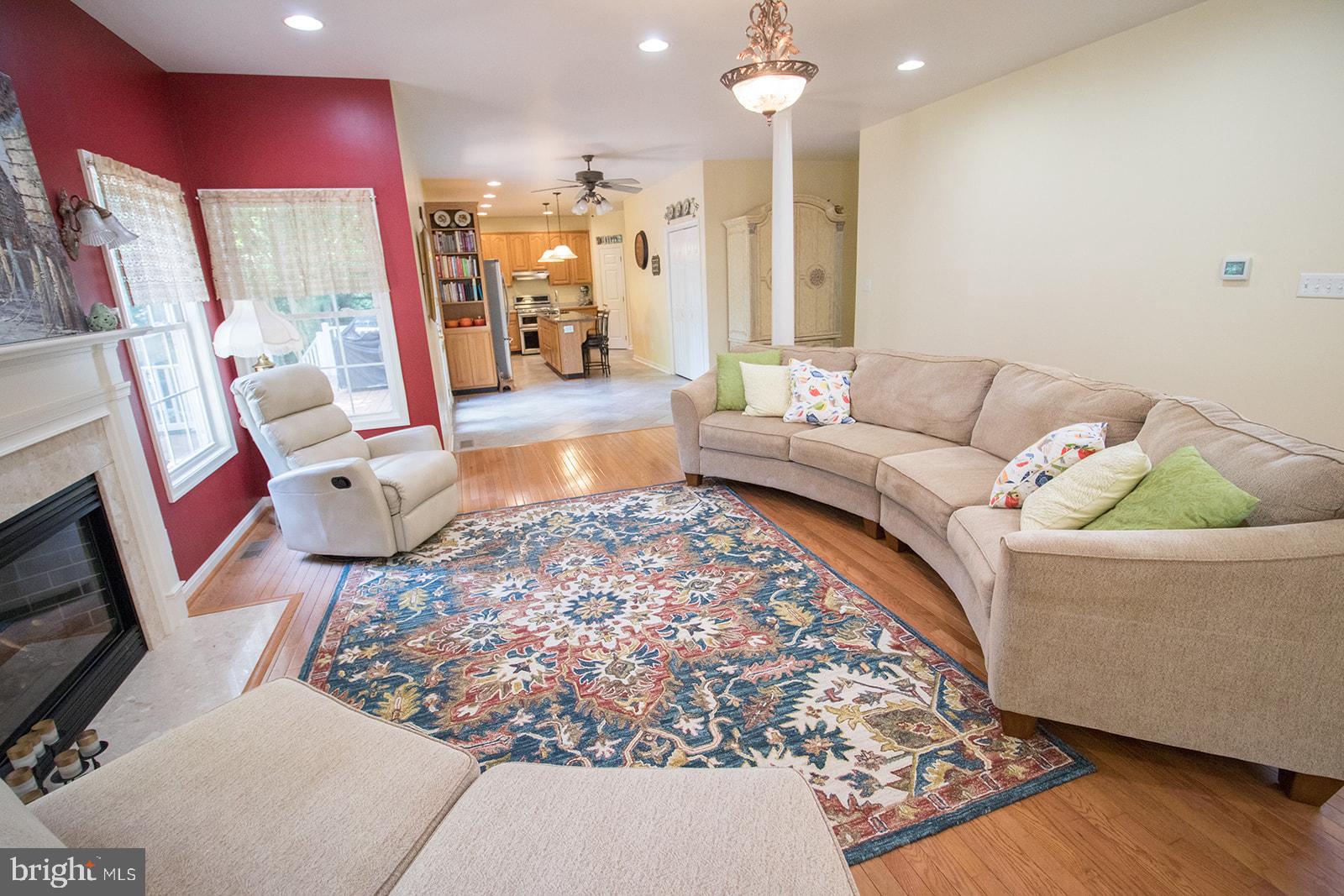 CHESTNUT HILLS - Residential