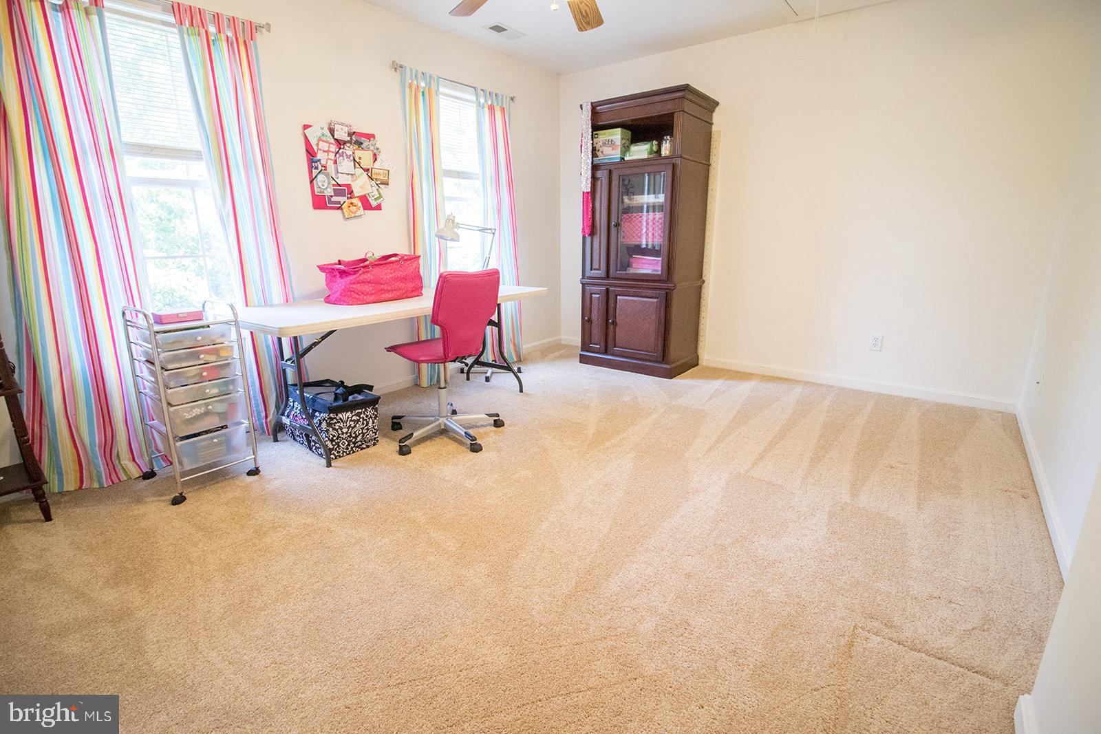 CHESTNUT HILLS - Residential