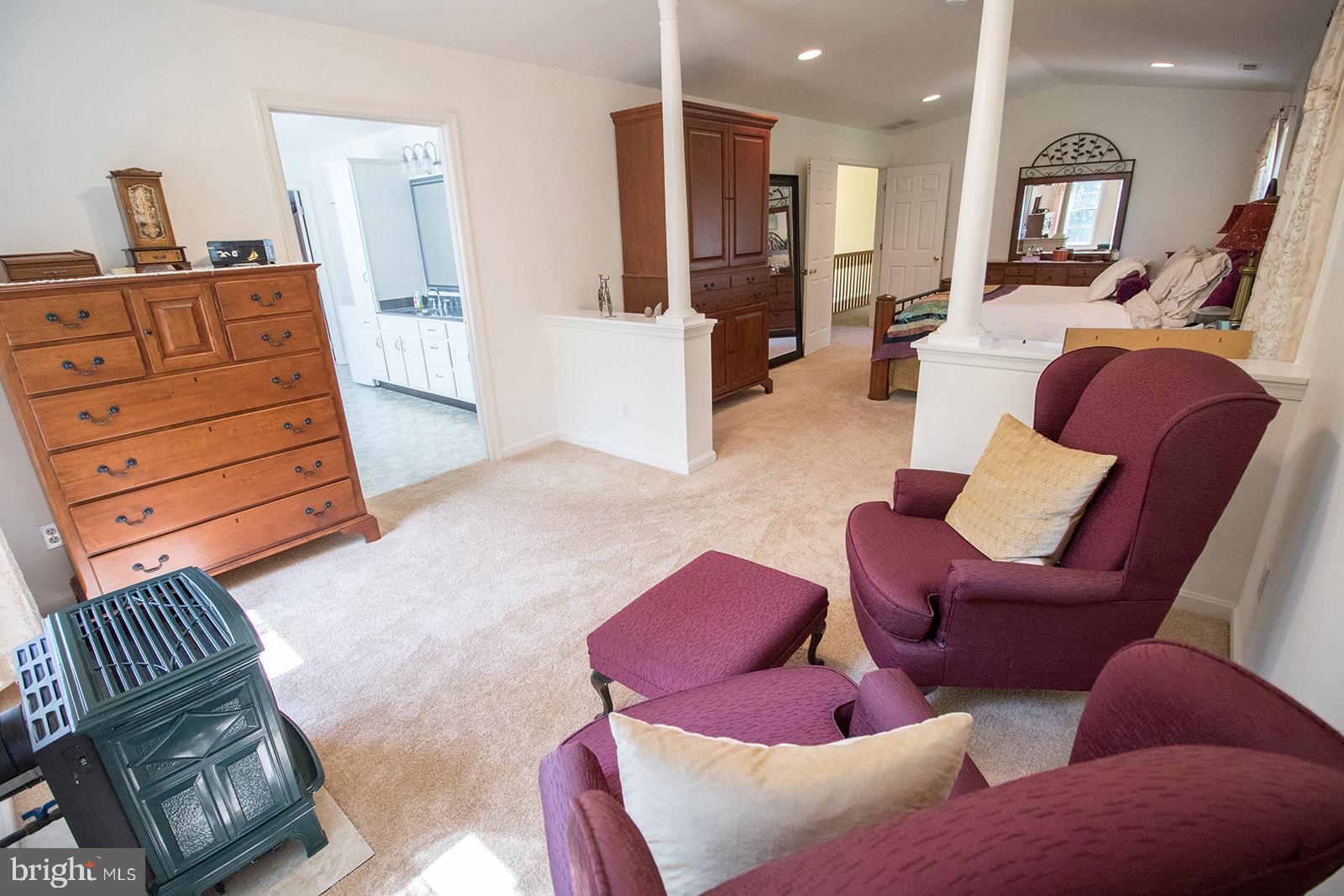 CHESTNUT HILLS - Residential