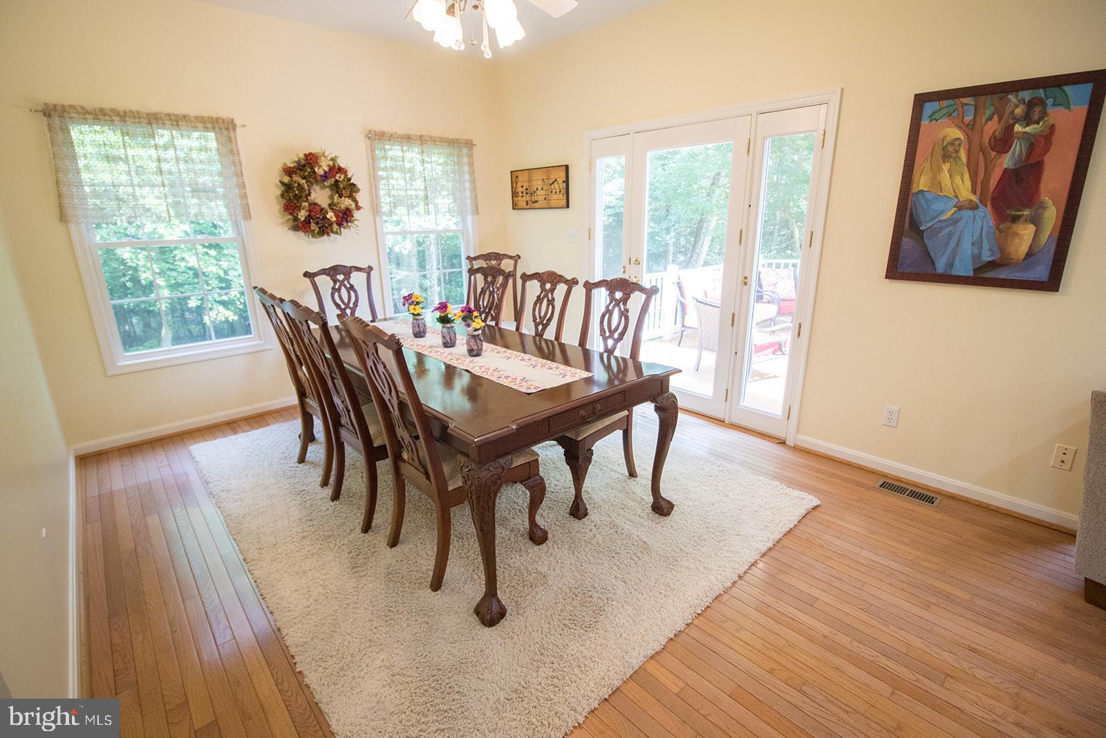 CHESTNUT HILLS - Residential