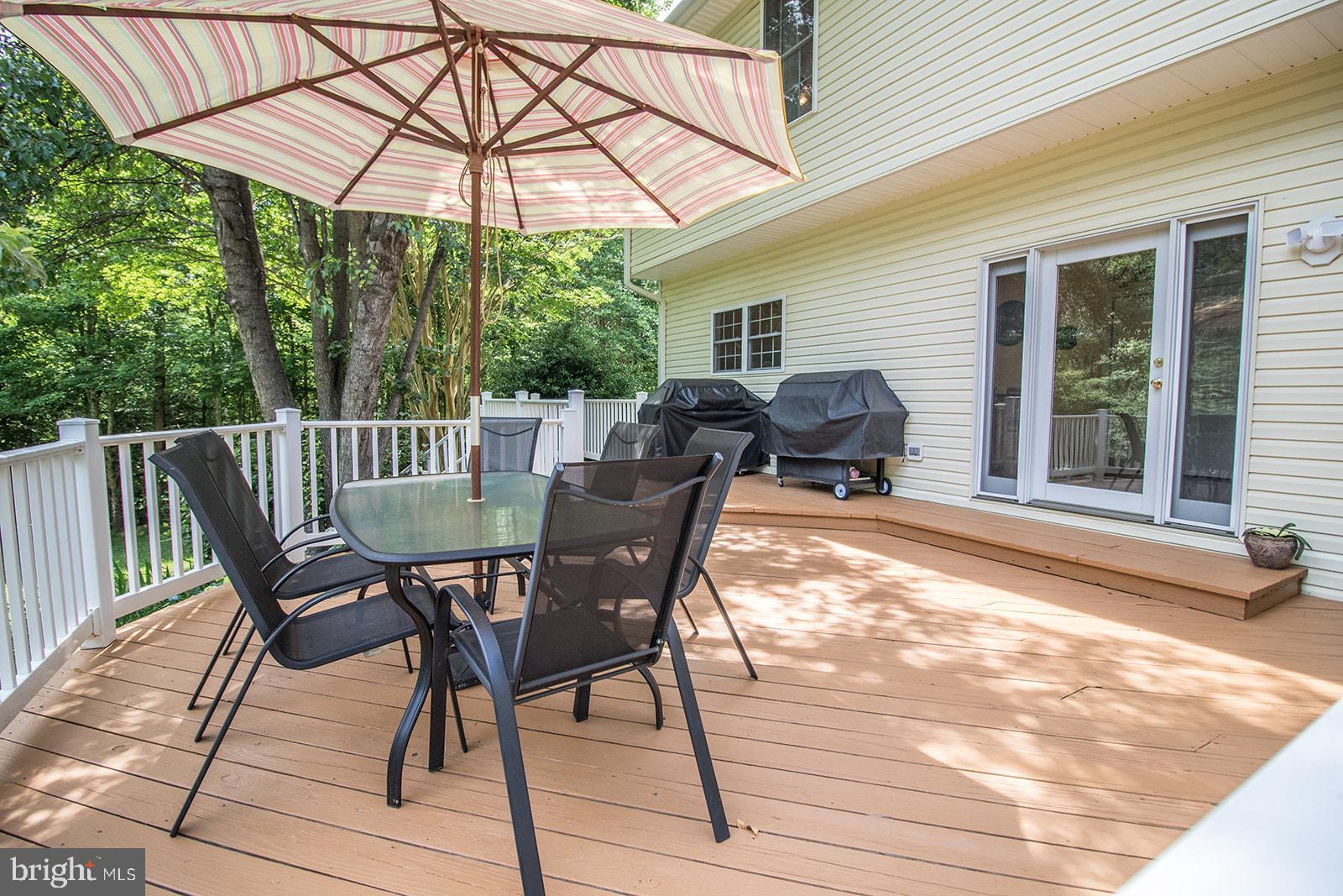 CHESTNUT HILLS - Residential