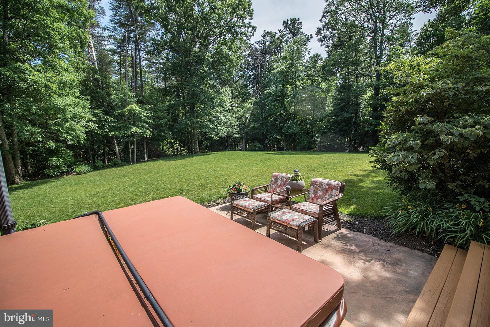 CHESTNUT HILLS - Residential