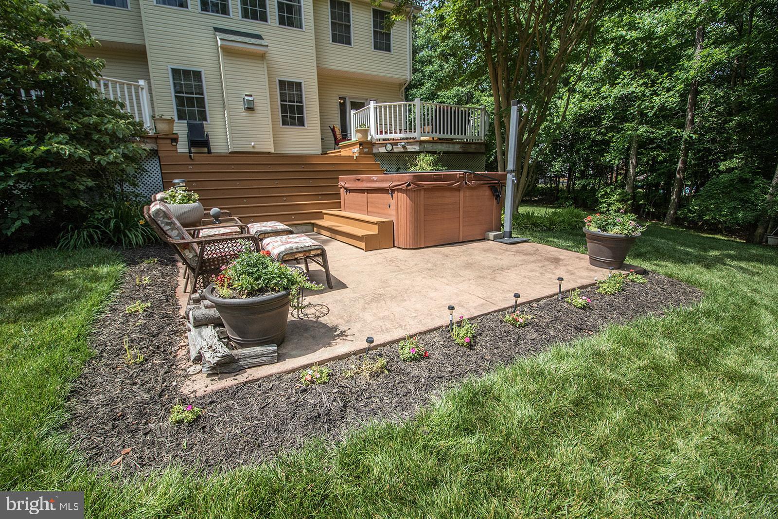 CHESTNUT HILLS - Residential