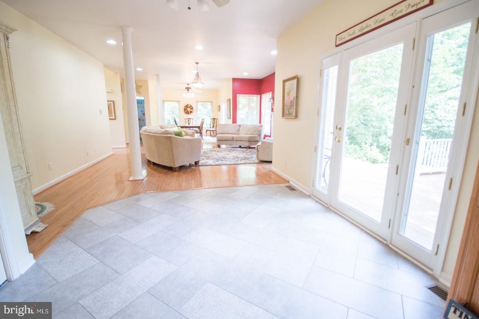 CHESTNUT HILLS - Residential