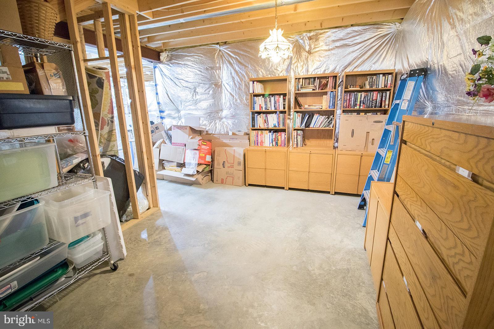 CHESTNUT HILLS - Residential