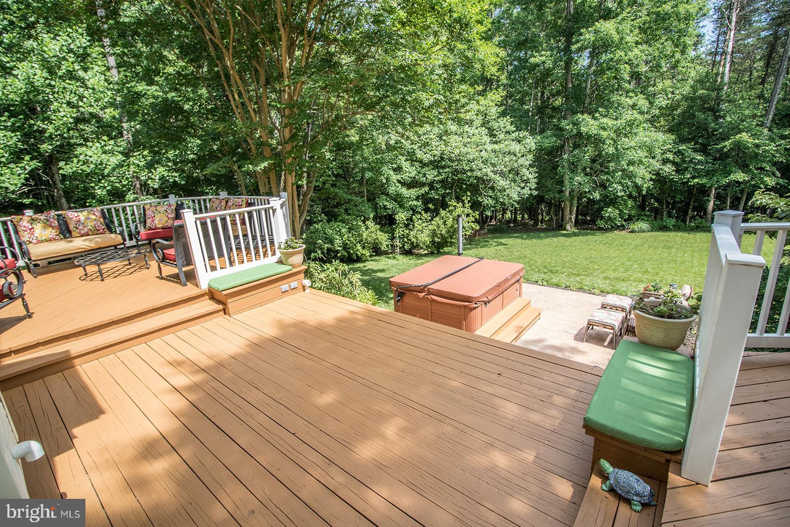 CHESTNUT HILLS - Residential