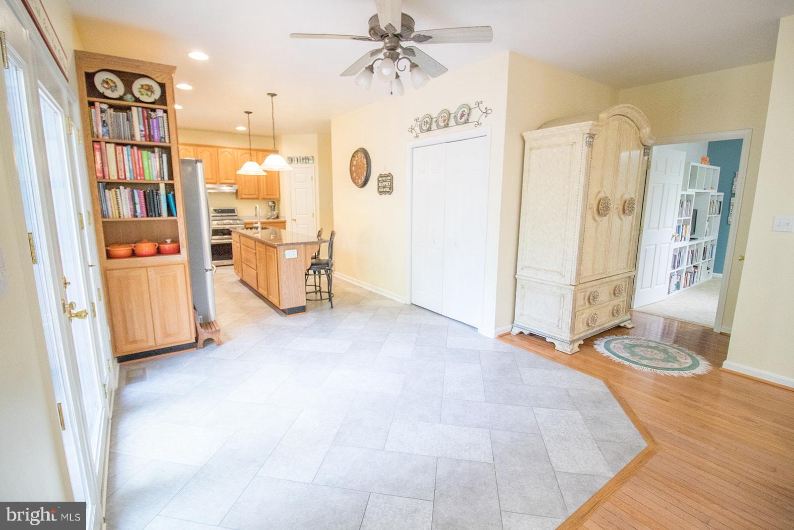 CHESTNUT HILLS - Residential