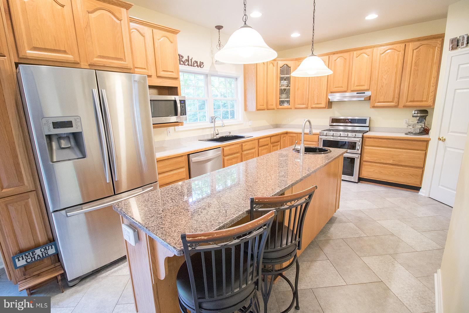 CHESTNUT HILLS - Residential