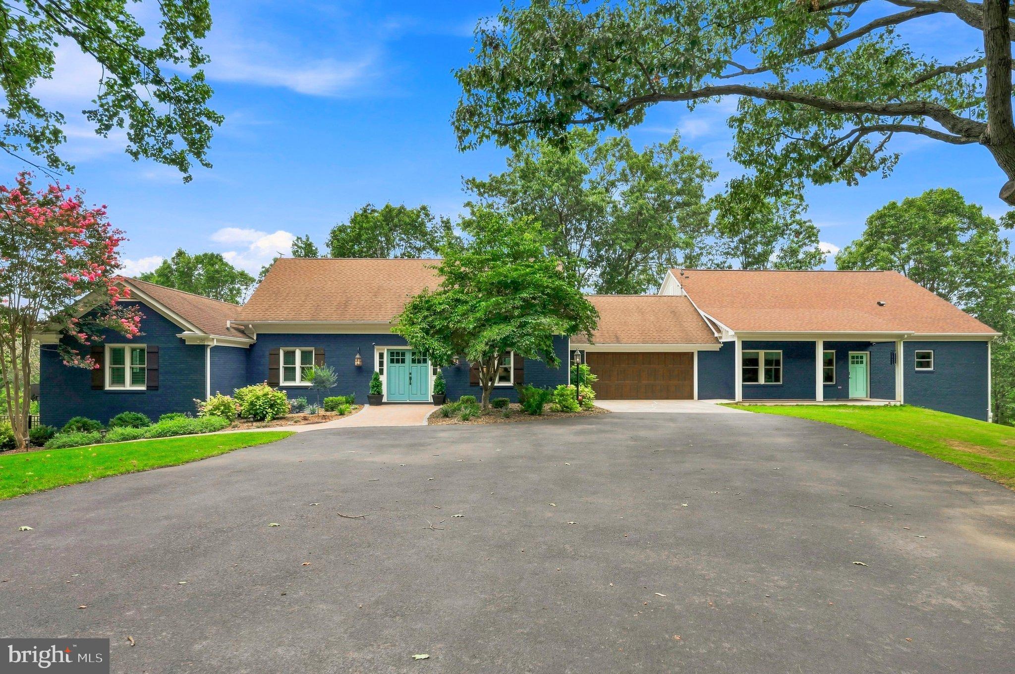 199 OAK HILL DRIVE