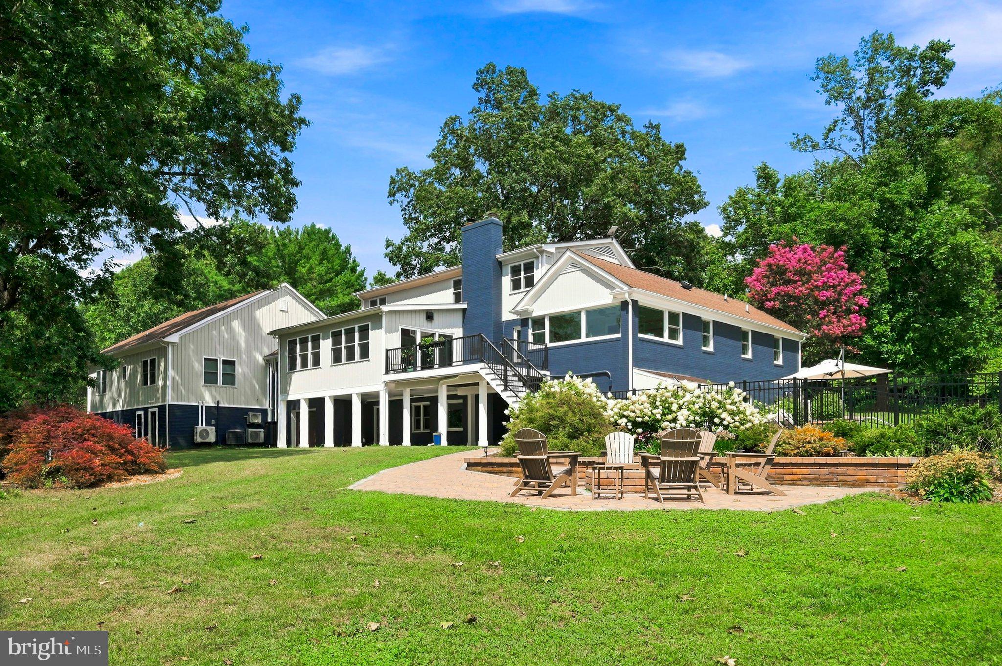 199 OAK HILL DRIVE