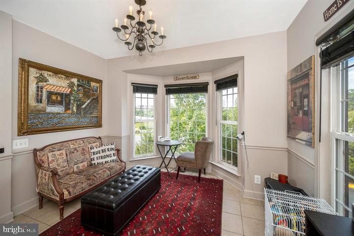 POTOMAC CLUB CONDOMINIUMS - Residential Lease