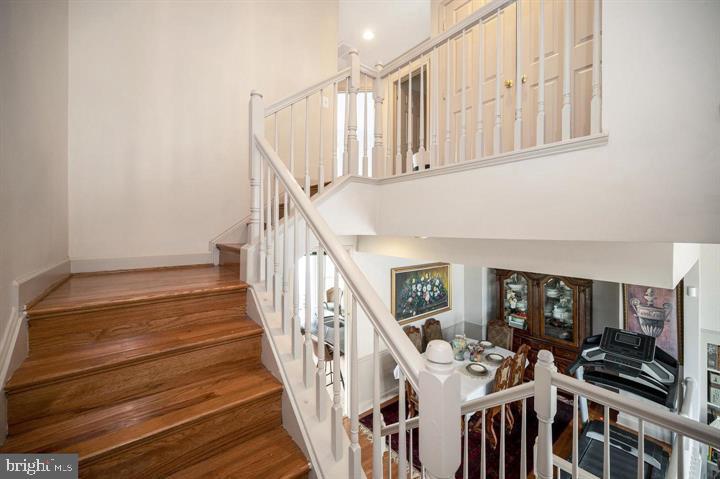 POTOMAC CLUB CONDOMINIUMS - Residential Lease