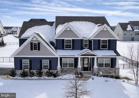 Homes For Sale - 110 Parkview Way<br/> NEWTOWN SQUARE, PA 19073