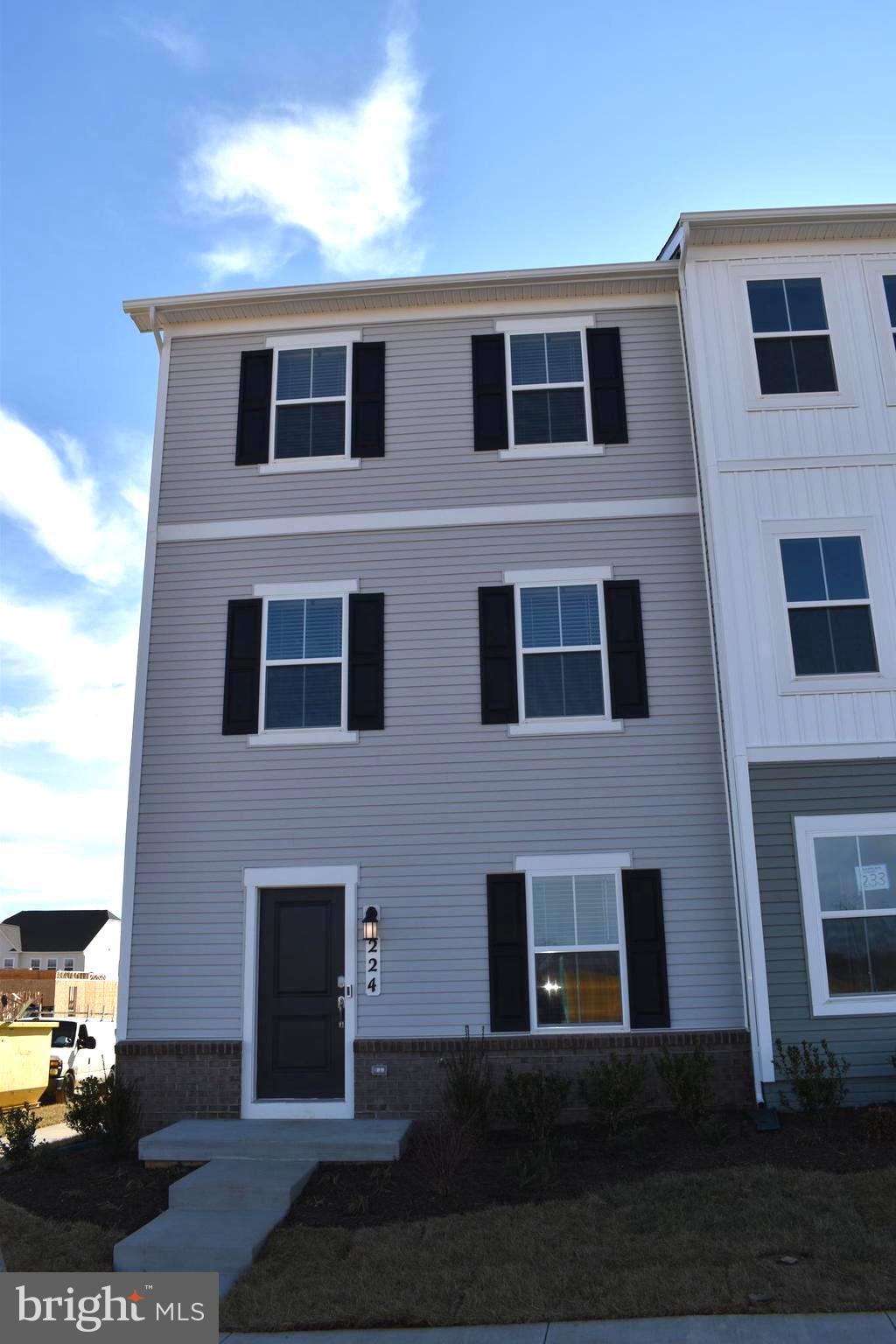 SHENANDOAH SPRINGS - Residential Lease