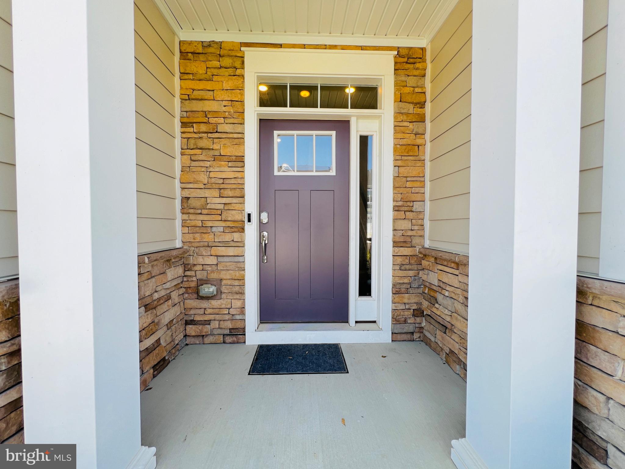 3898 GLACIER BAY PL