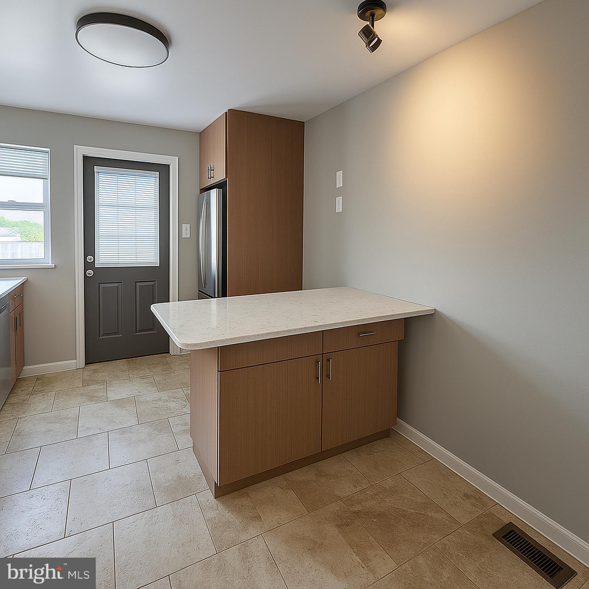 BALTIMORE HIGHLANDS - Residential Lease