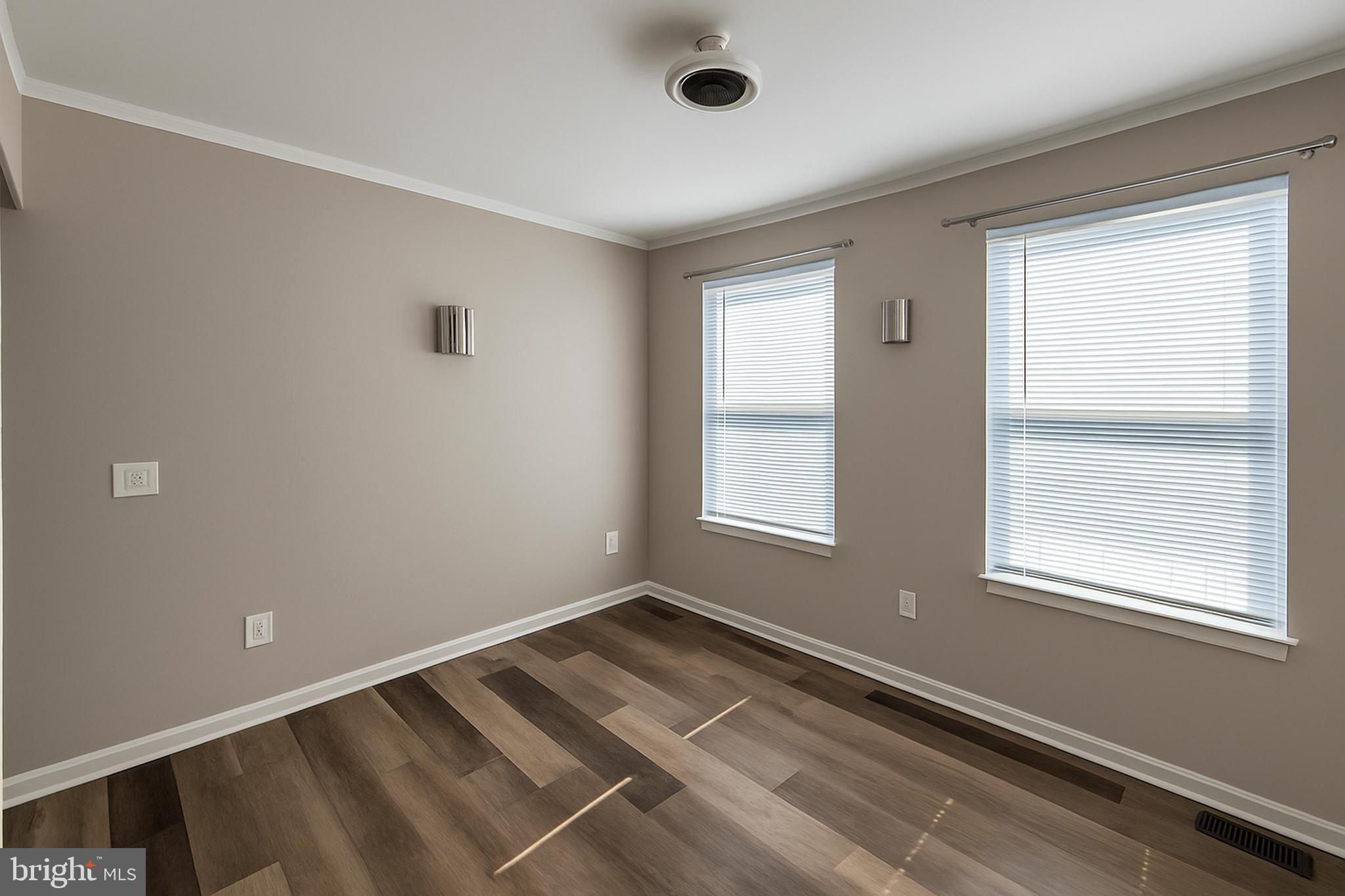 BALTIMORE HIGHLANDS - Residential Lease