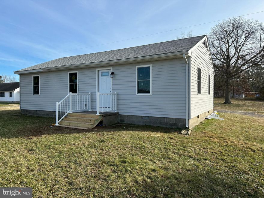 Great  recently  remodeled  home outside of Snow Hill , Maryland .  The outside of the home has new vinyl  siding ,  replacement windows , porch , HVAC , Gutters and newer roof.  Great 1.05 acre lot for outside actives  and shed for storage.  Inside the  family room has been opened up to the kitchen.  New appliances ,counter top and cabinets in kitchen .  Everything in bathroom is Brand new. All bedrooms have new carpet, ceiling fans and paint. Back screen in  porch has been closed in for a  flex room /bonus room . Call for showing !