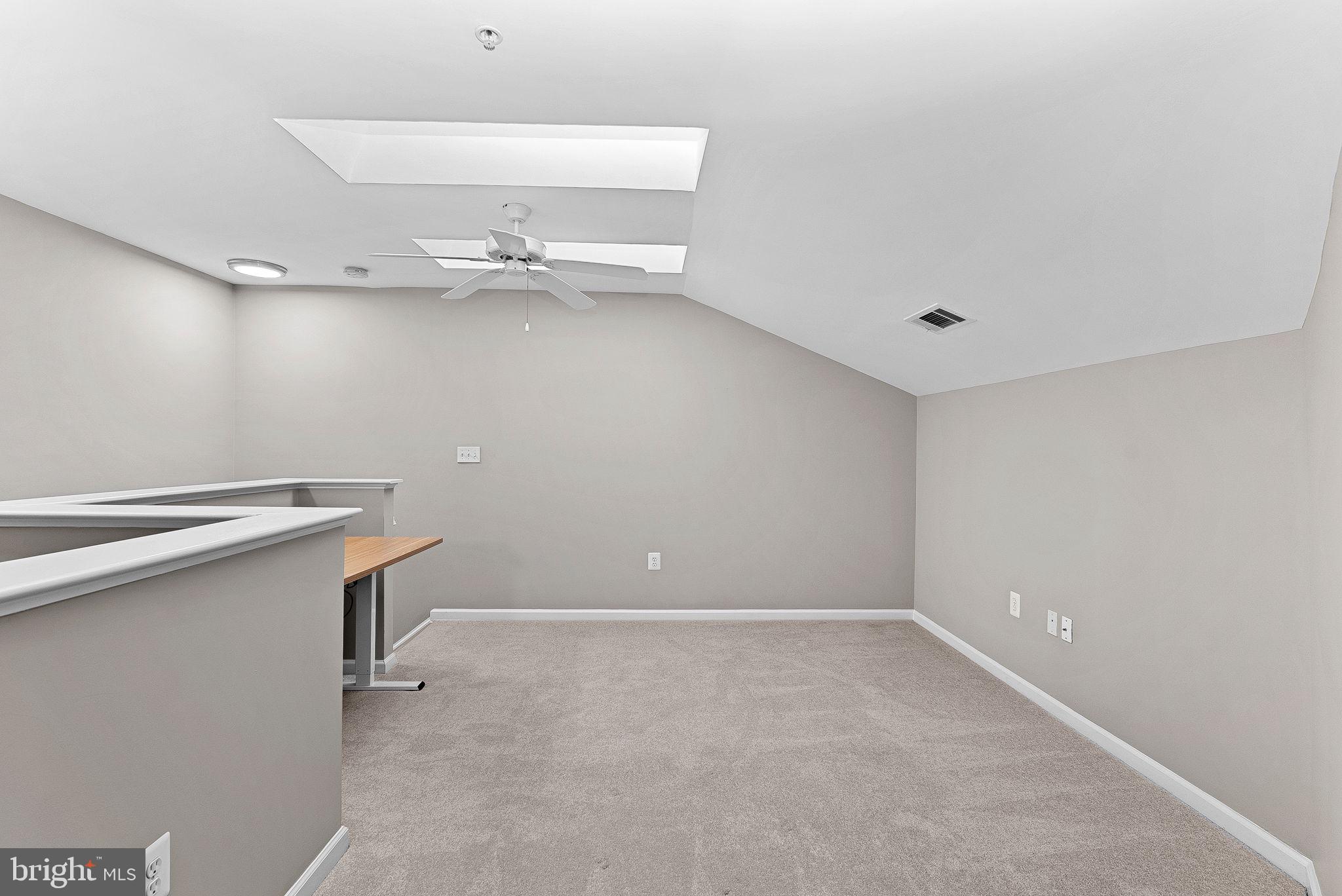 SAVOY AT RESTON TOWN CENTER - Residential