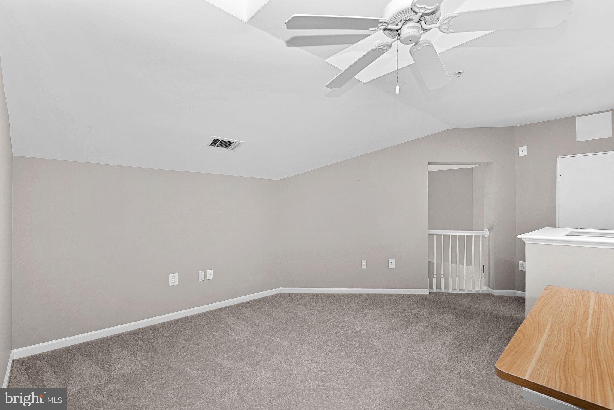 SAVOY AT RESTON TOWN CENTER - Residential