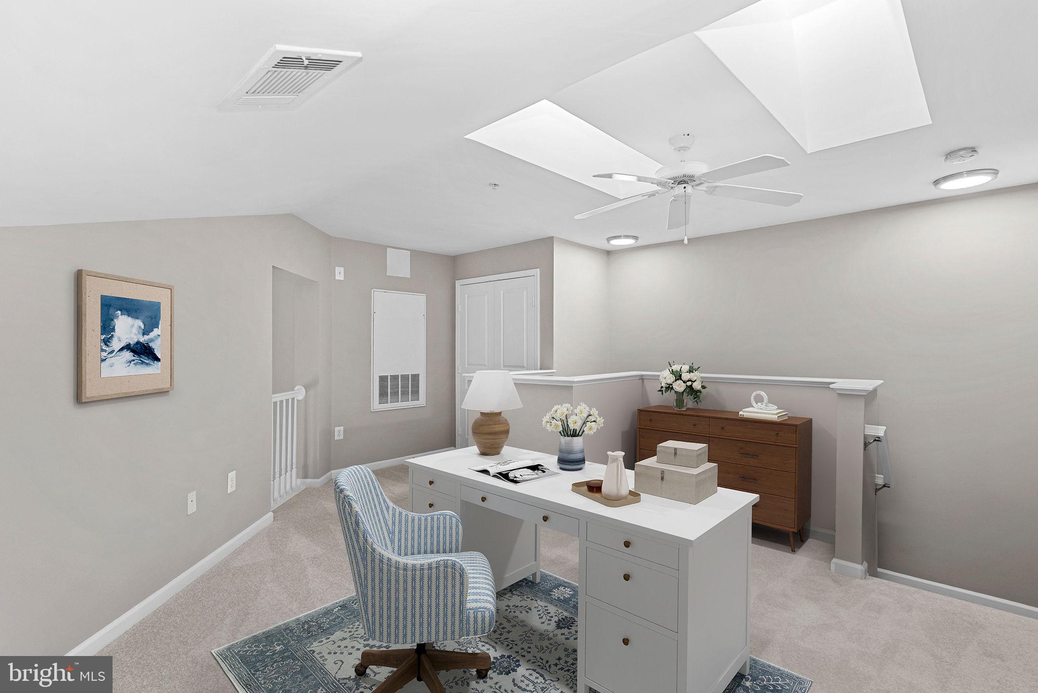 SAVOY AT RESTON TOWN CENTER - Residential