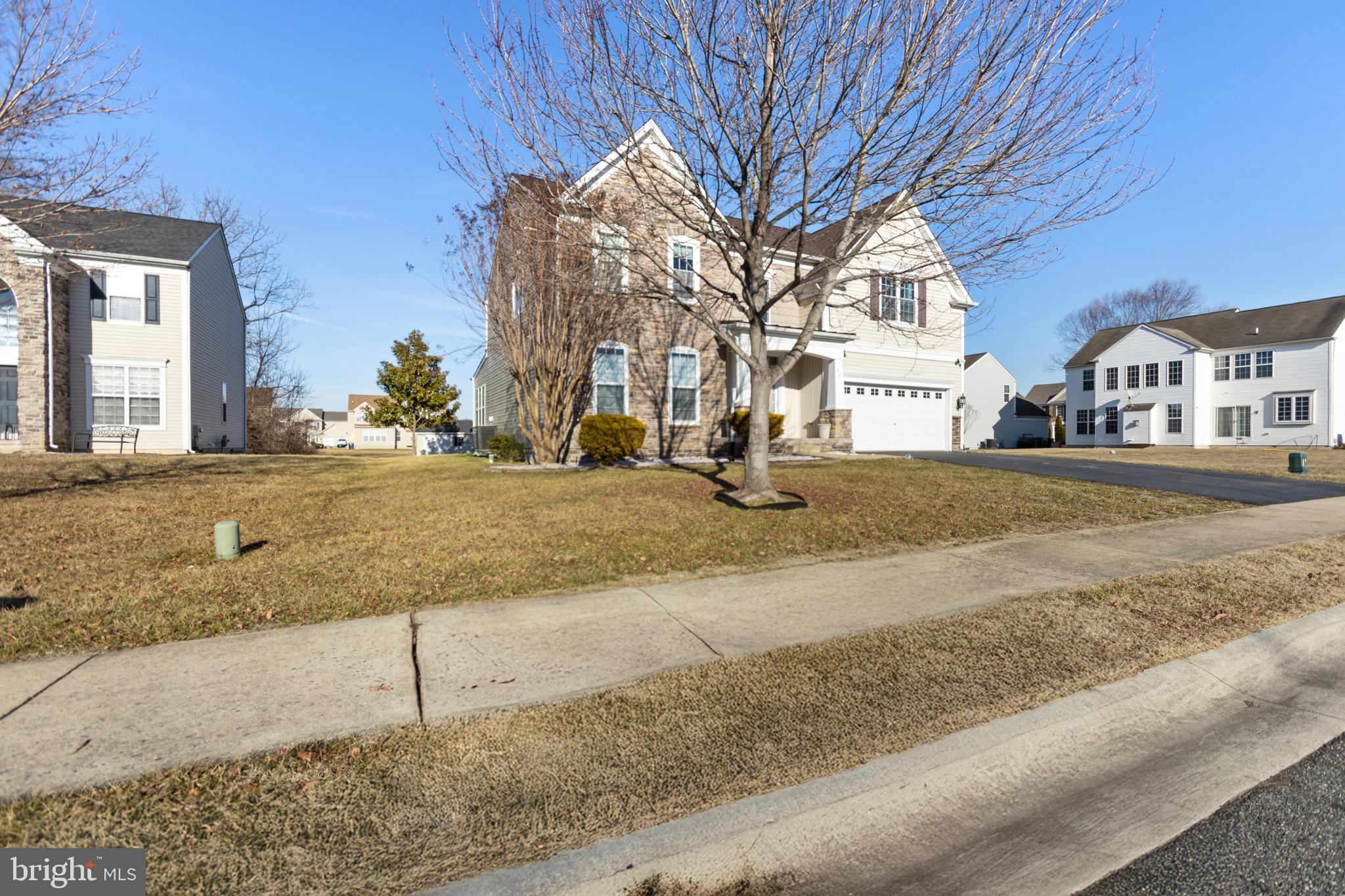 84 WYNDALE COURT