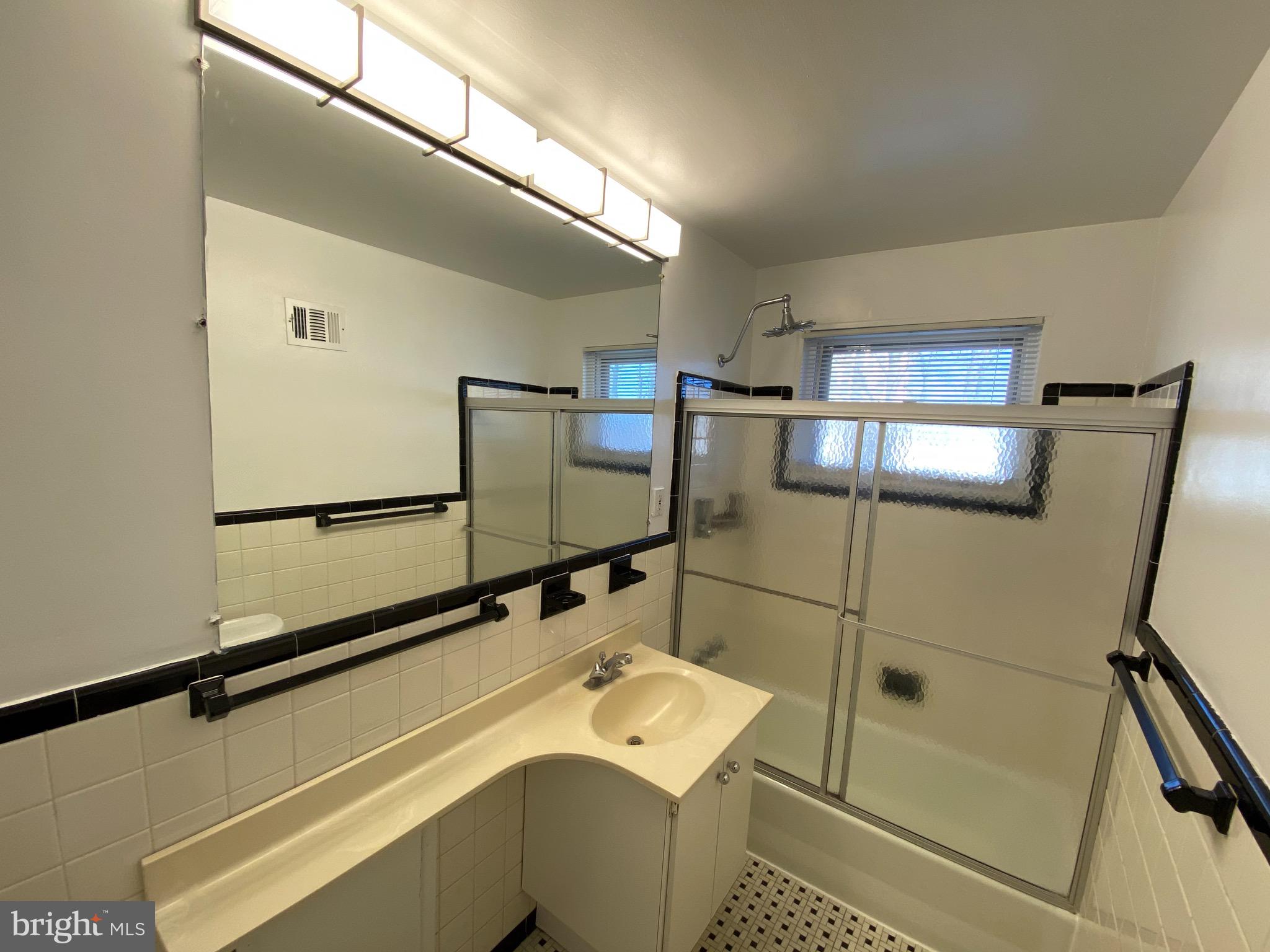 BETHESDA OVERLOOK - Residential Lease