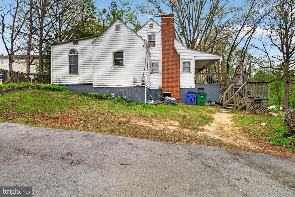 Photo of 1390 Roanoke Street, CHRISTIANSBURG, VA 24073 (MLS # VAMV2000066)