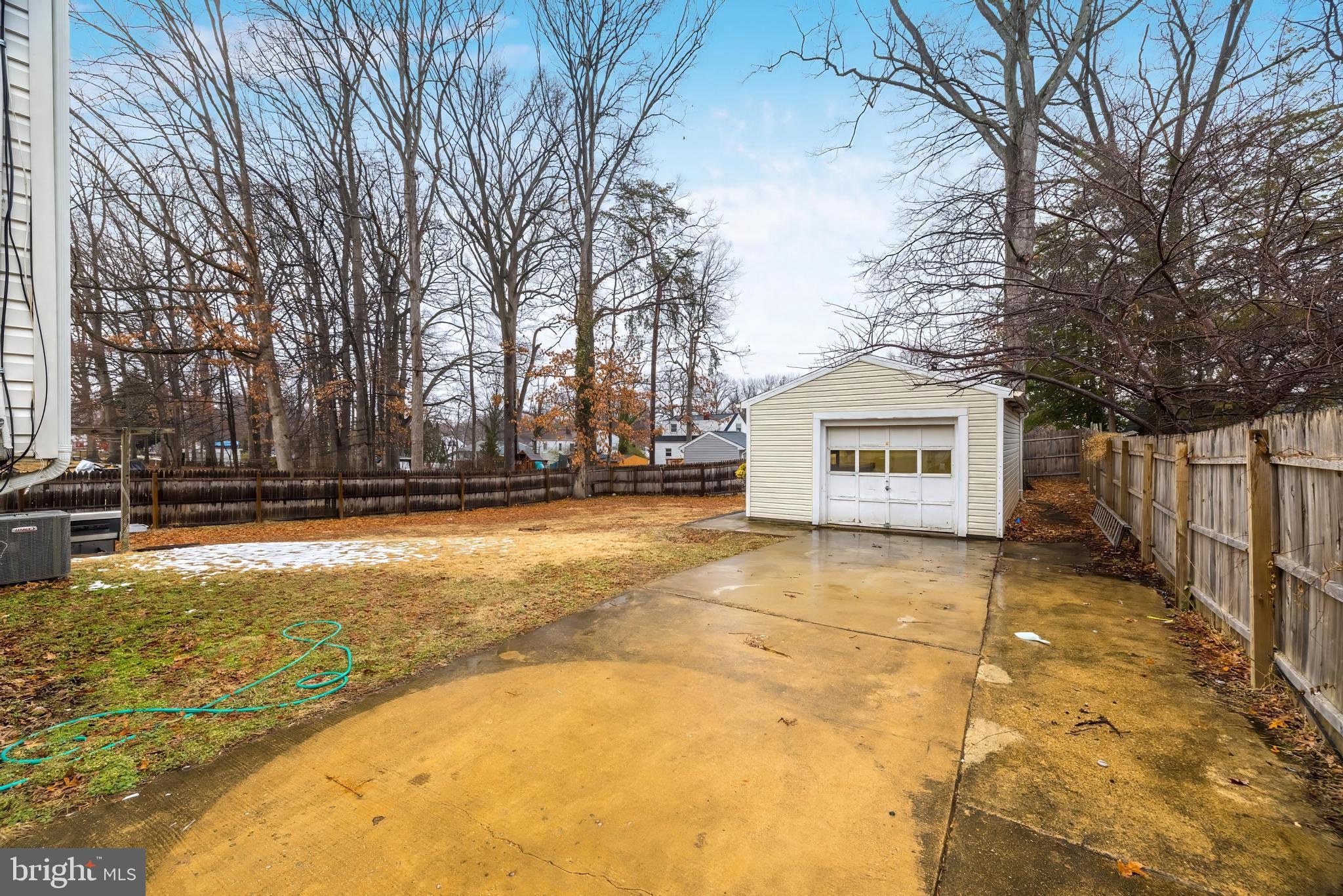 MARUMSCO WOODS - Residential Lease