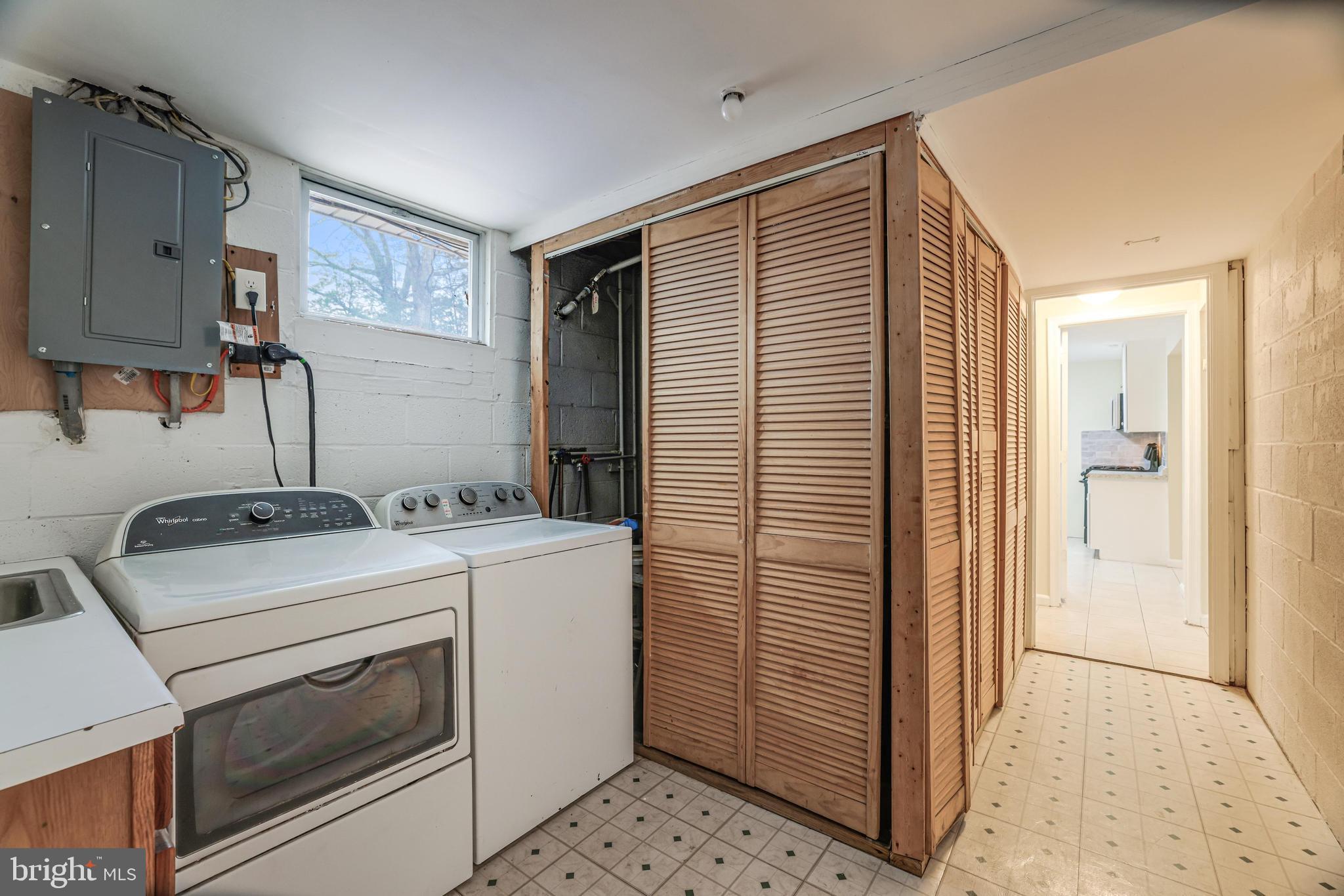 MARUMSCO WOODS - Residential Lease