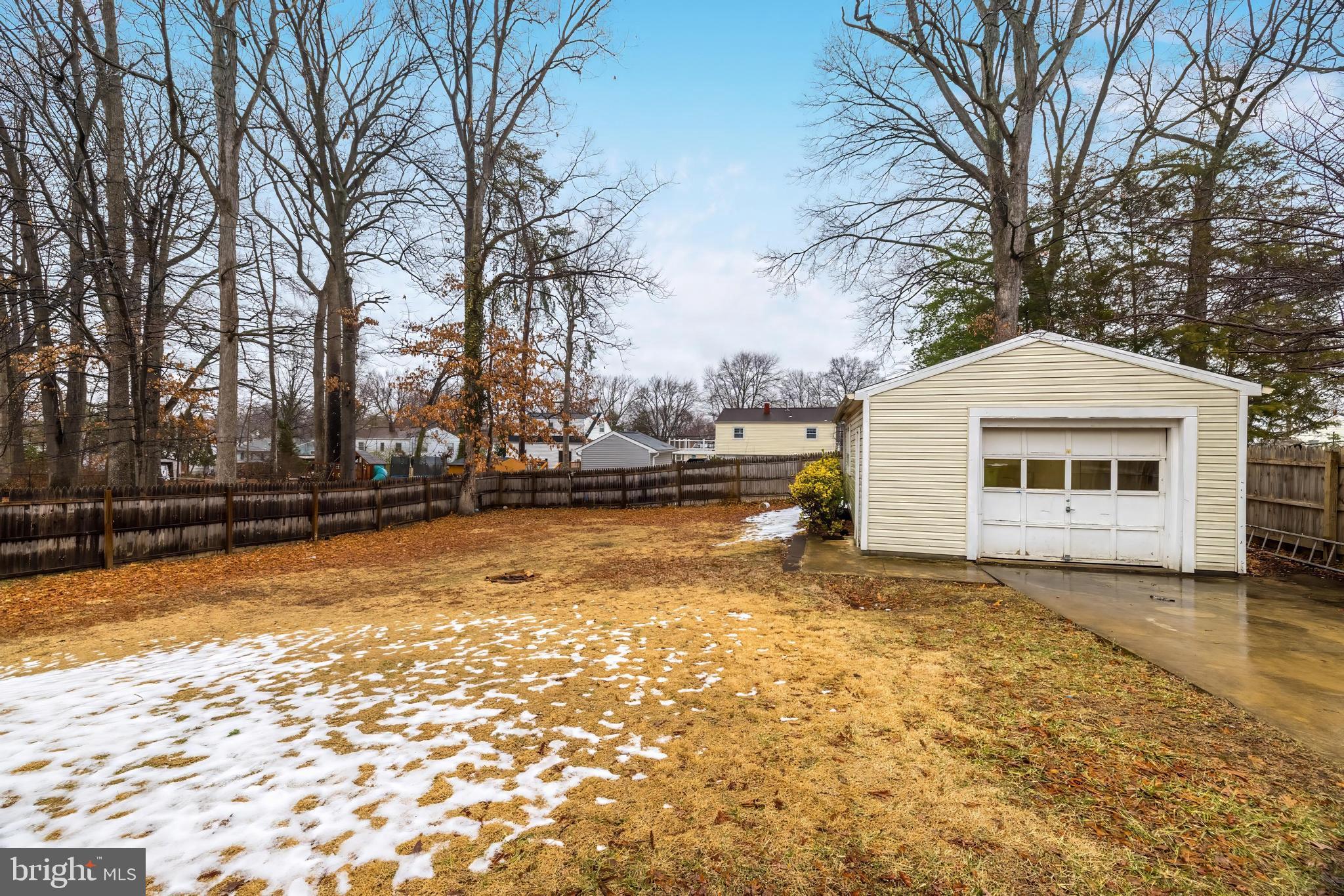 MARUMSCO WOODS - Residential Lease