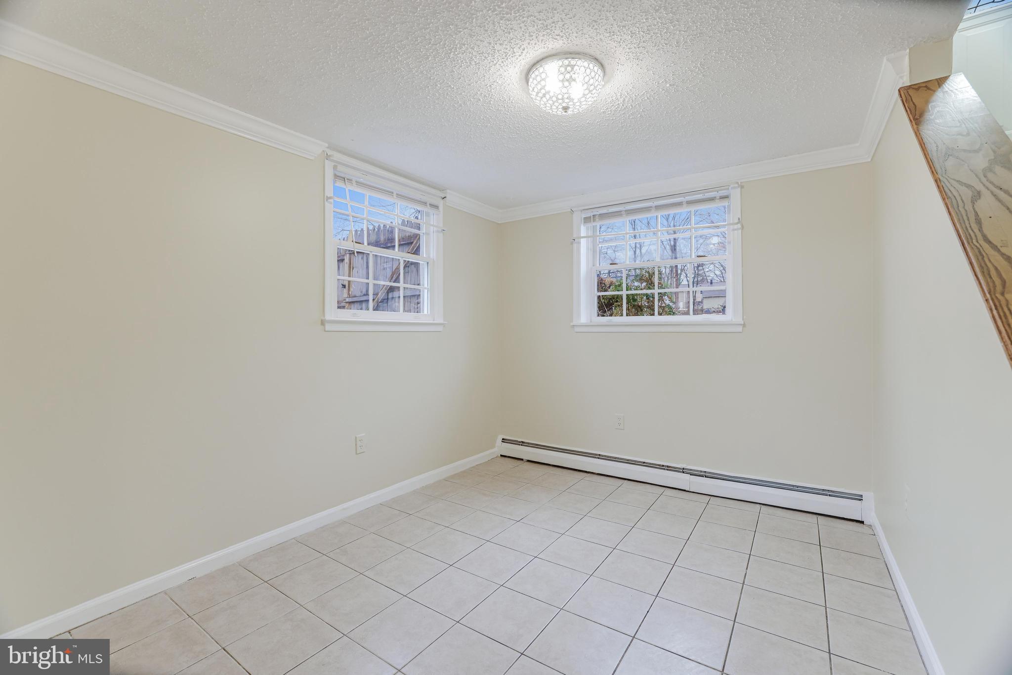 MARUMSCO WOODS - Residential Lease