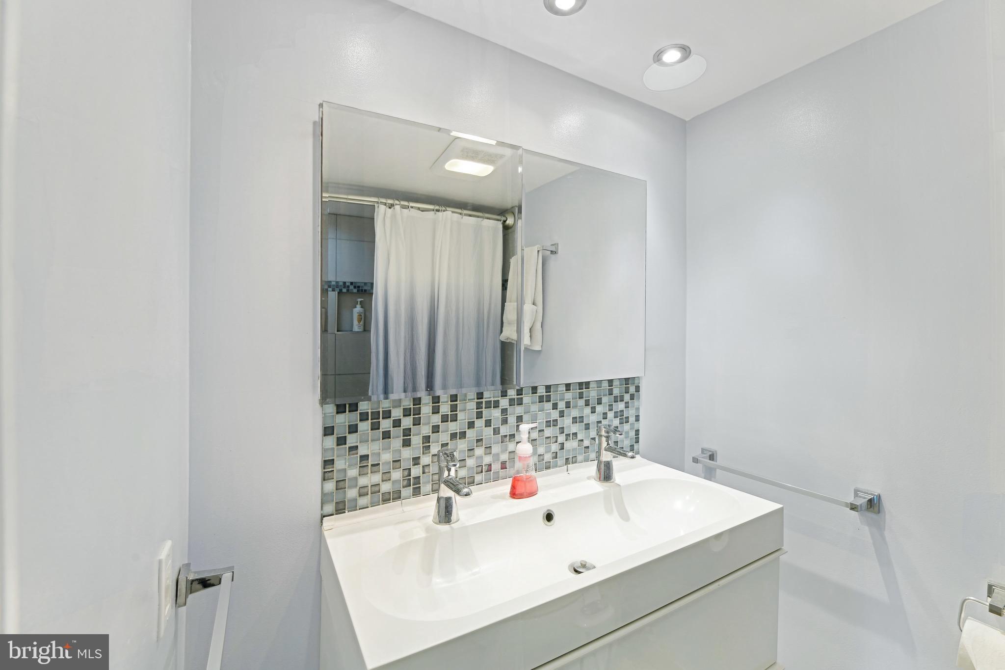 ROTONDA - Residential