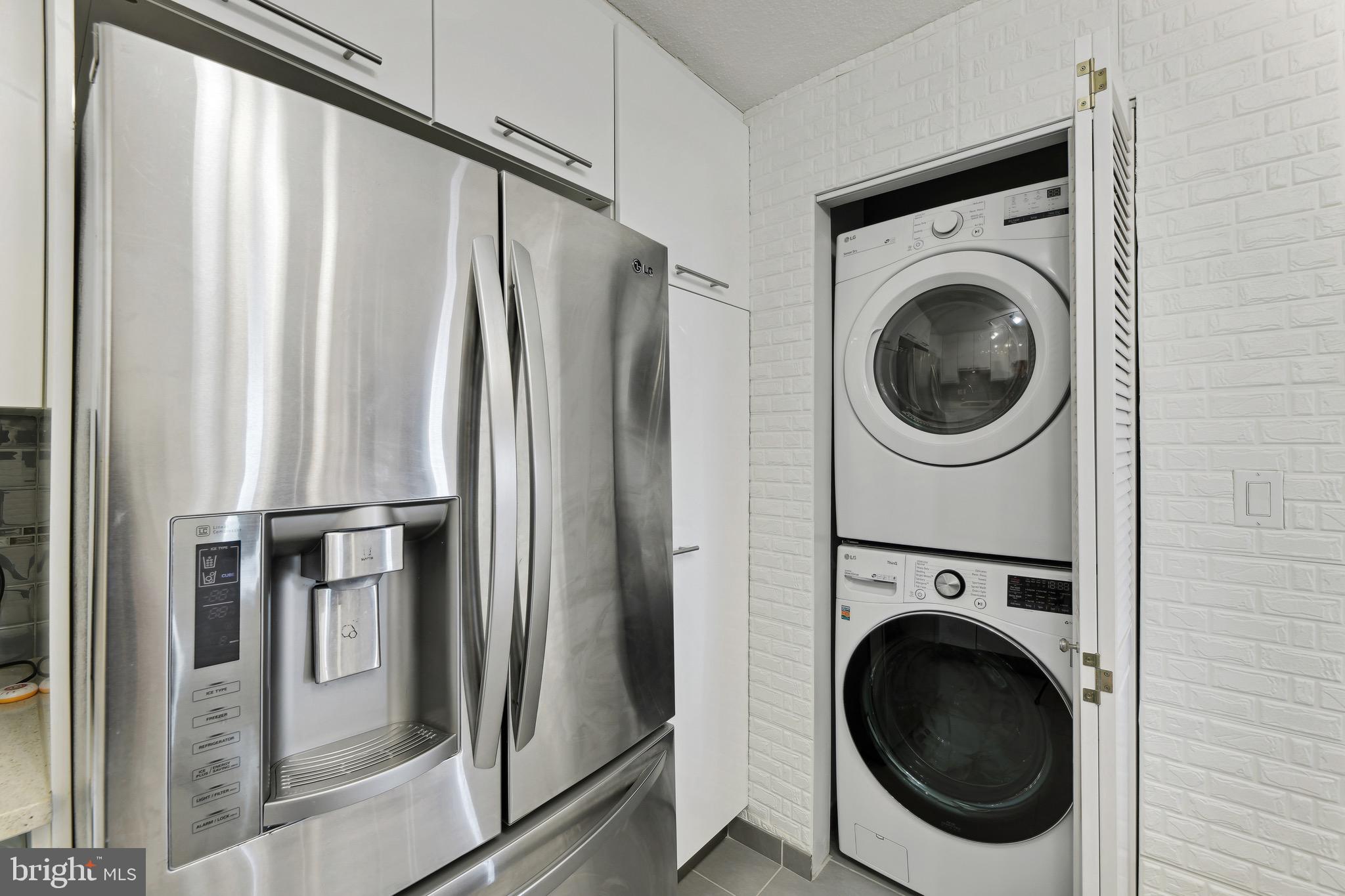 ROTONDA - Residential