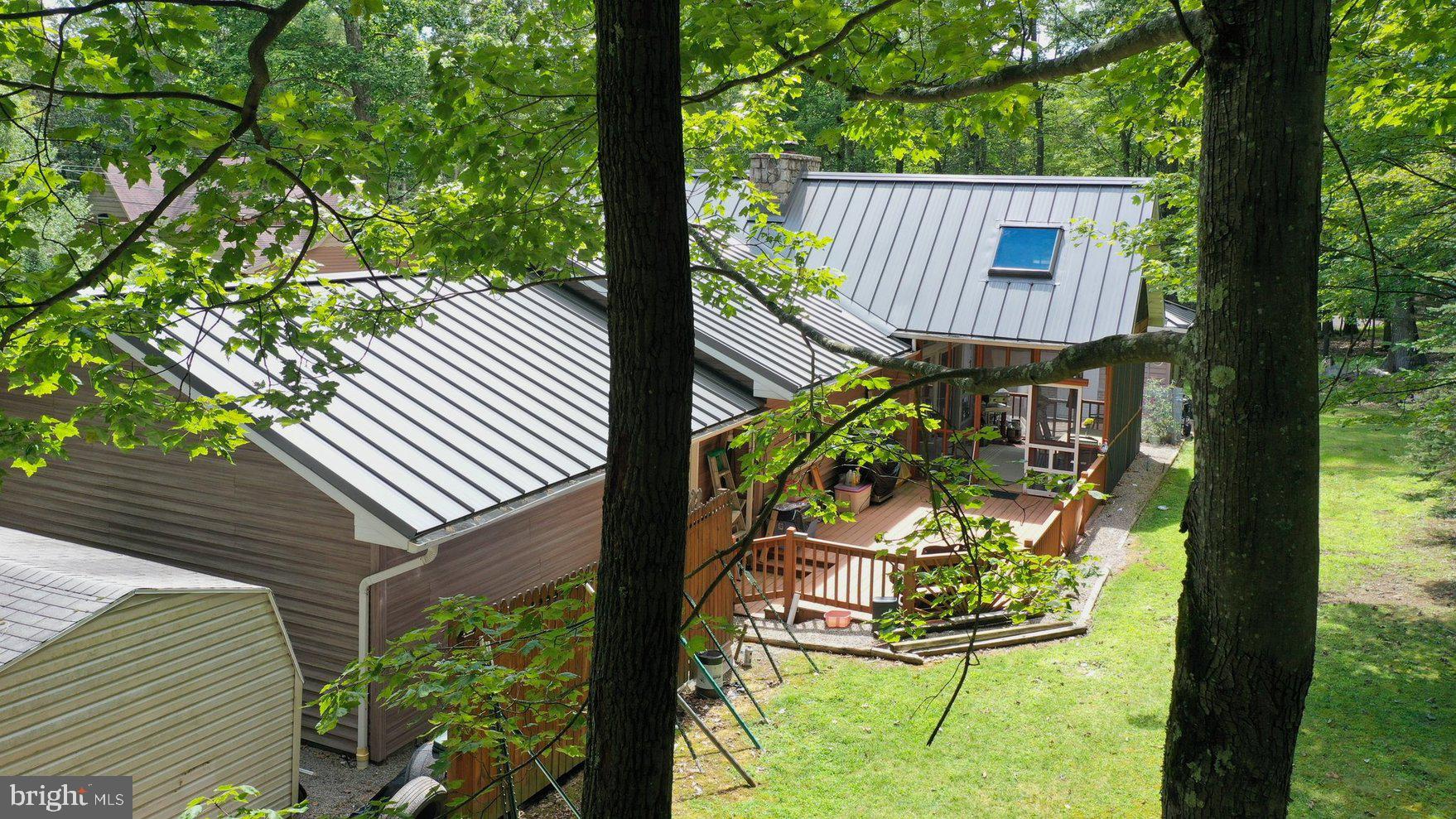 ALPINE LAKE  RESORT - Residential